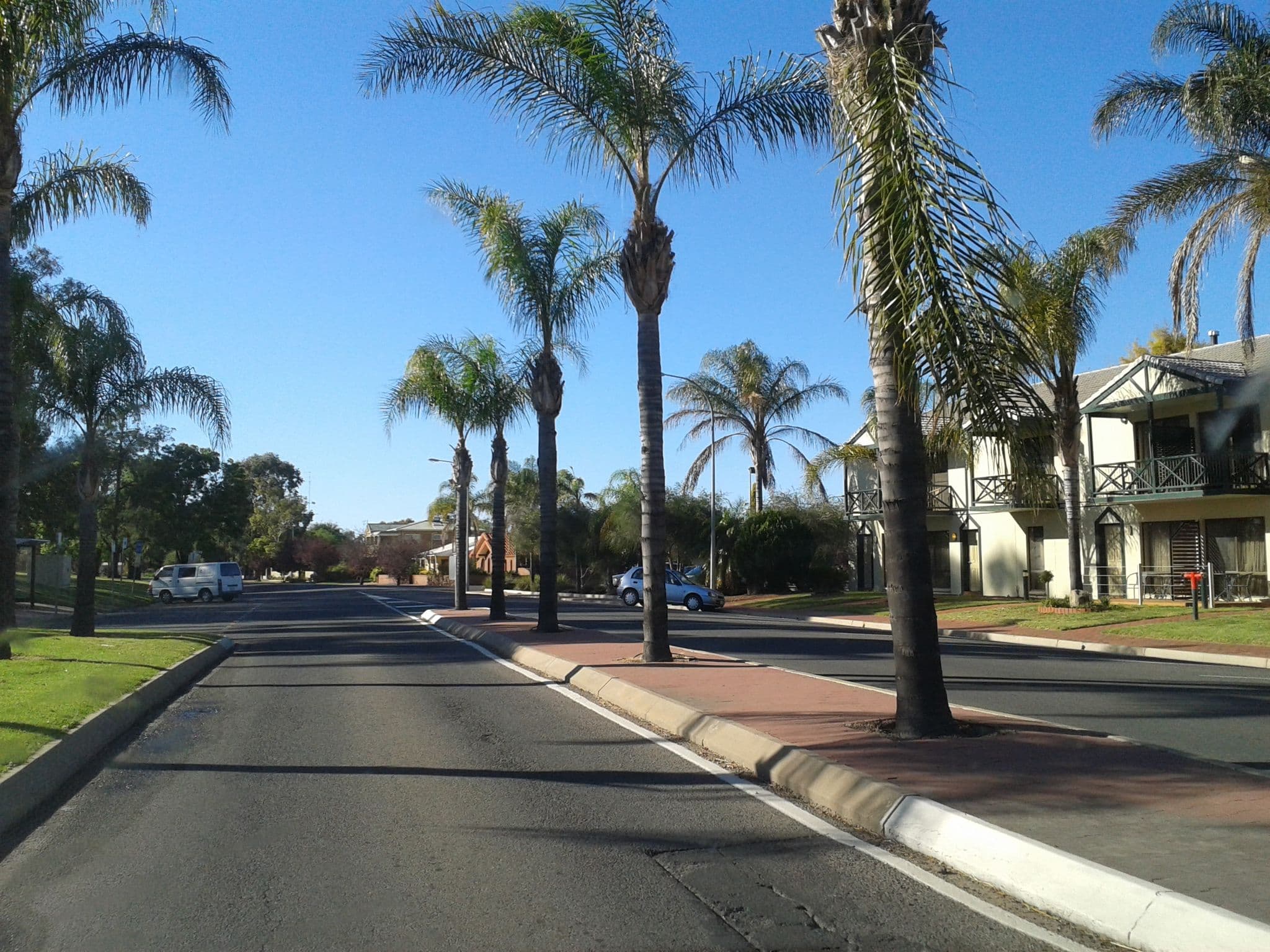 Street view near Renmark Hotel, Renmark — © rudolfmayer (CC BY-SA · Mapillary)