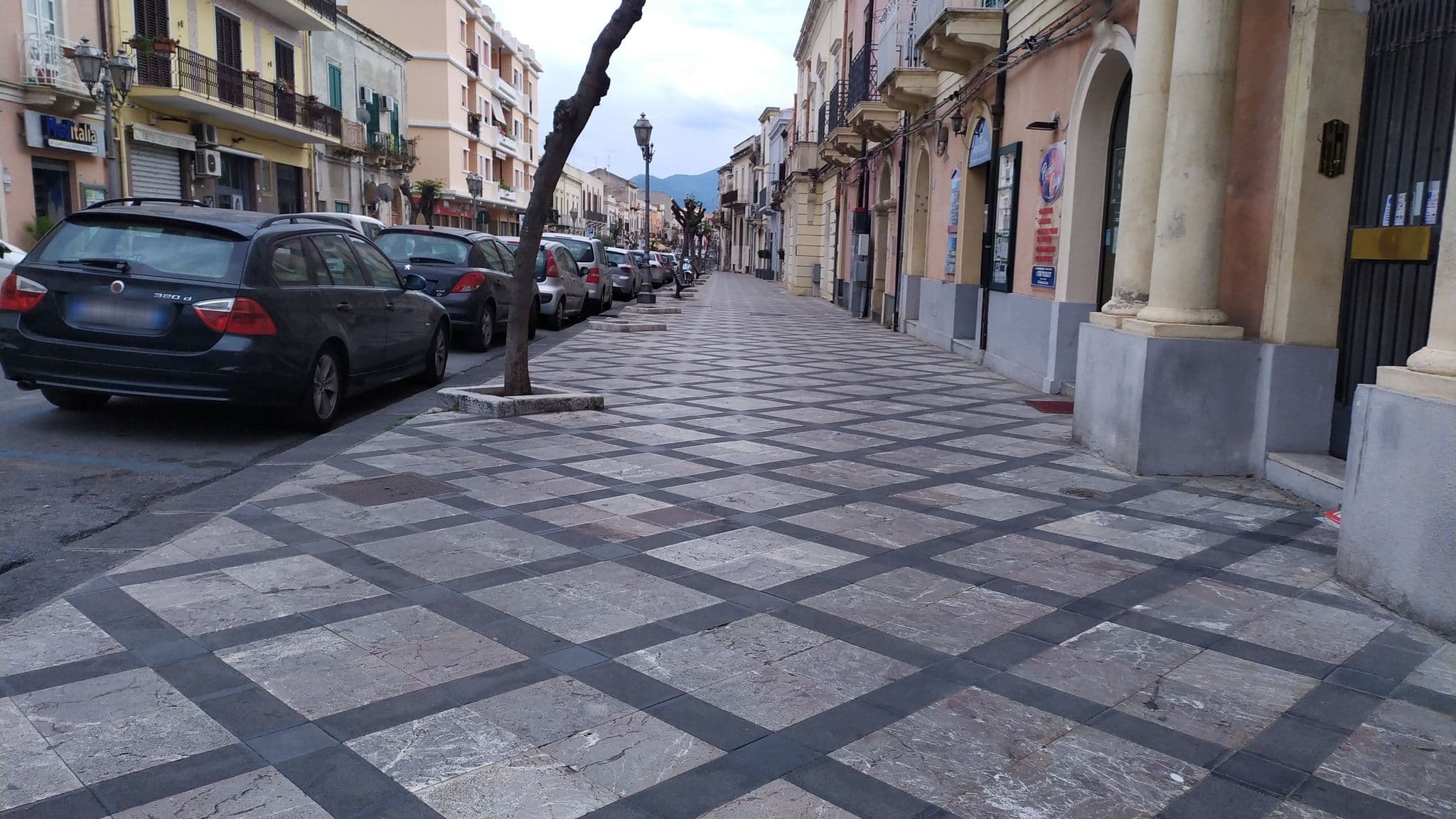 Street view near L'Alberghetto, Milazzo — © mircozorzo (CC BY-SA · Mapillary)