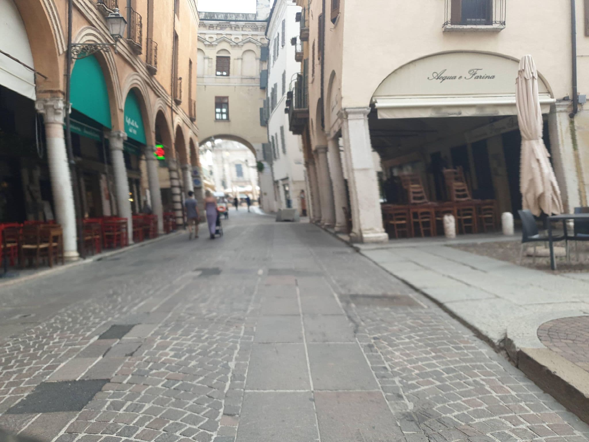 Street view near Broletto L'Hotel, Mantua — © voschix (CC BY-SA · Mapillary)
