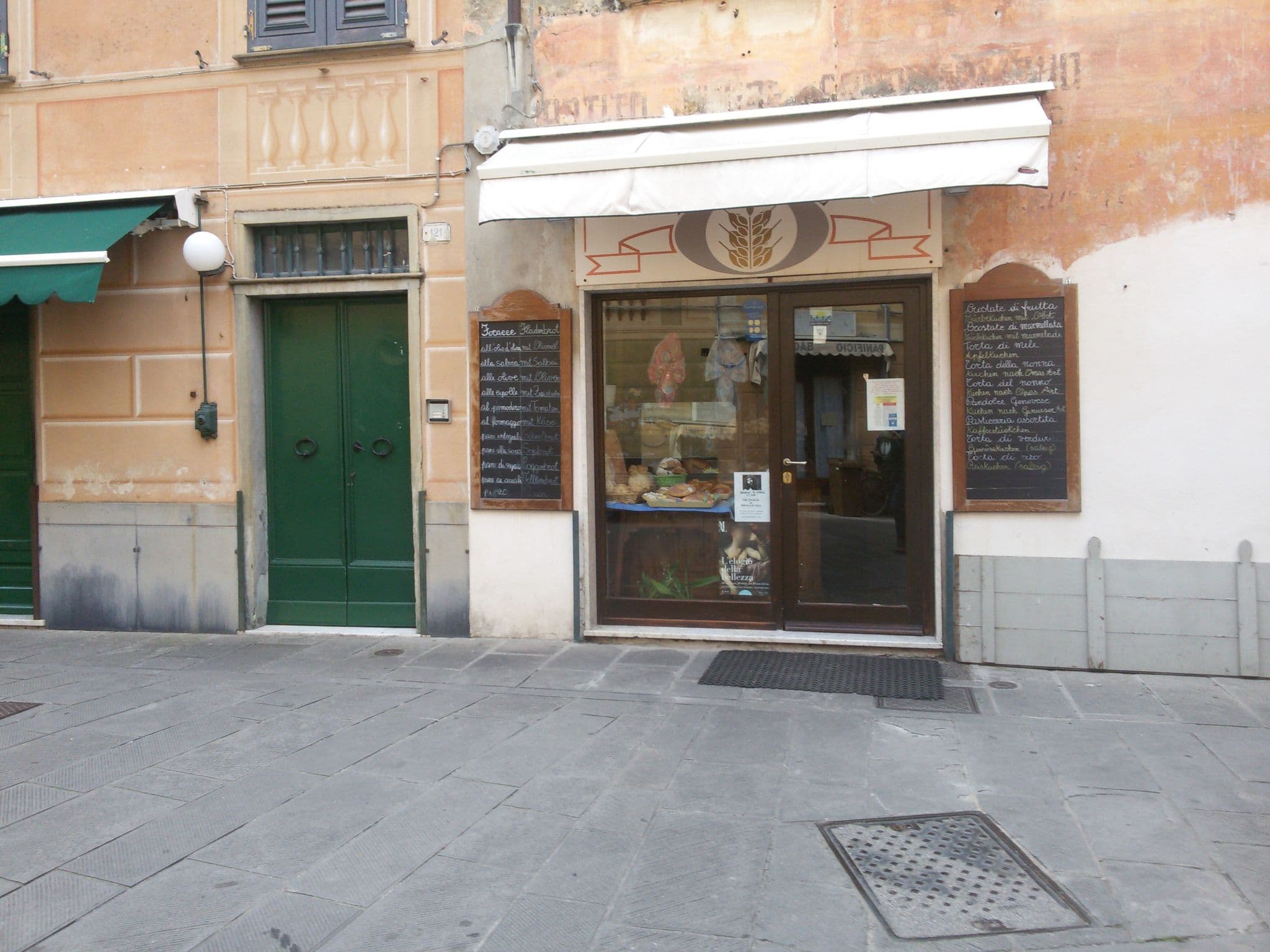 Street view near A Durmì, Levanto