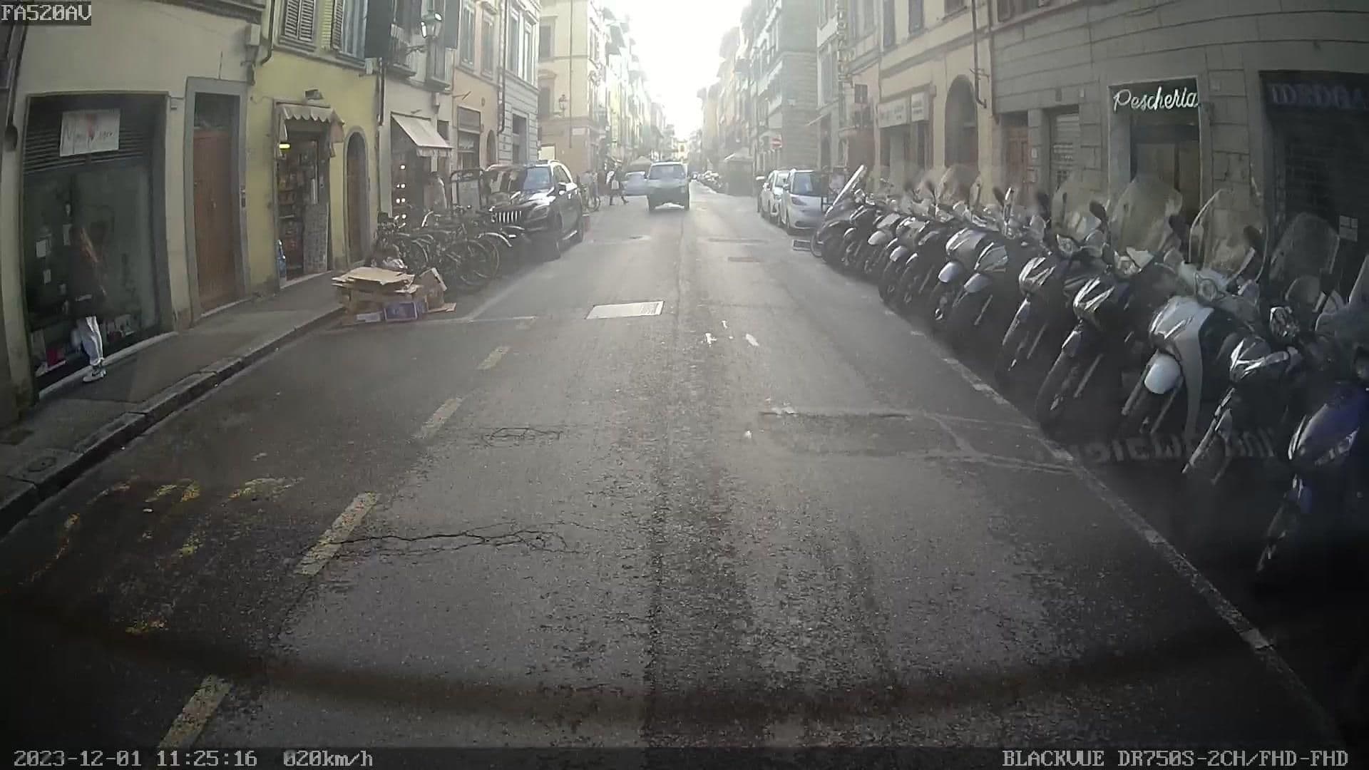 Street view near Grand Hotel Adriatico, Florence — © riccardofuziercayla (CC BY-SA · Mapillary)