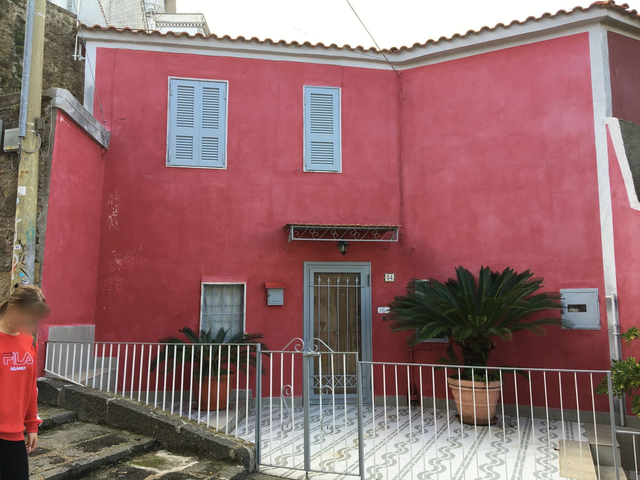 Street view near La Pedamentina, Montecalvario — © batyrmastyr (CC BY-SA · Mapillary)