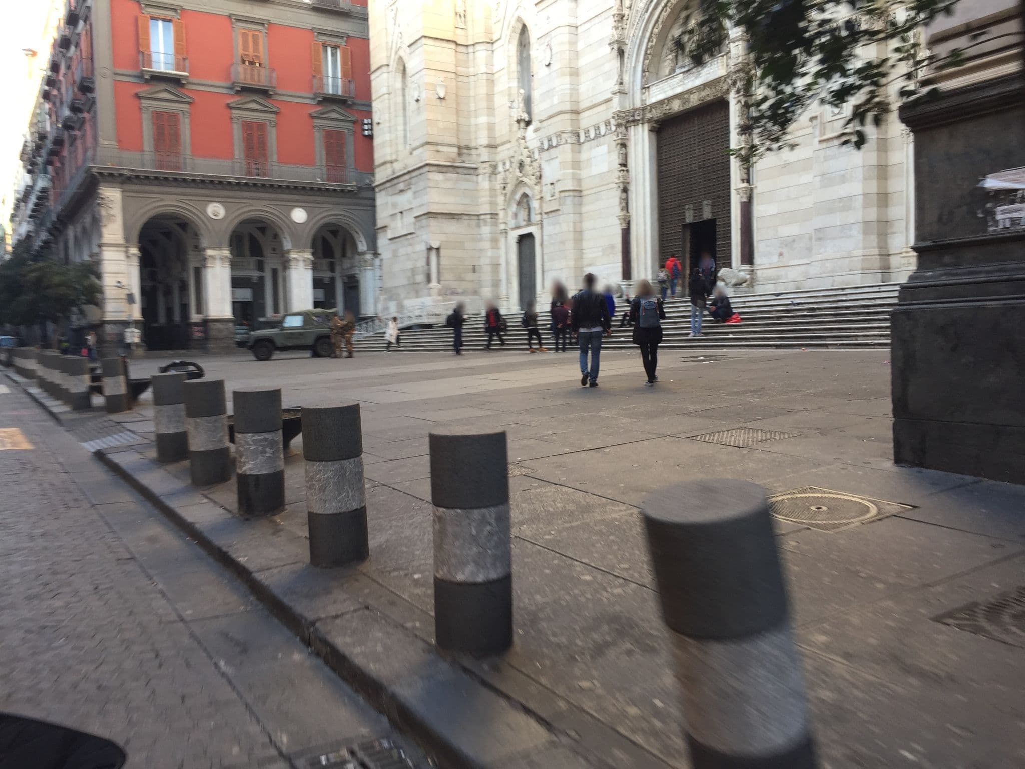 Street view near B&B Naples Lovely Apartment, Pendino — © luis92 (CC BY-SA · Mapillary)