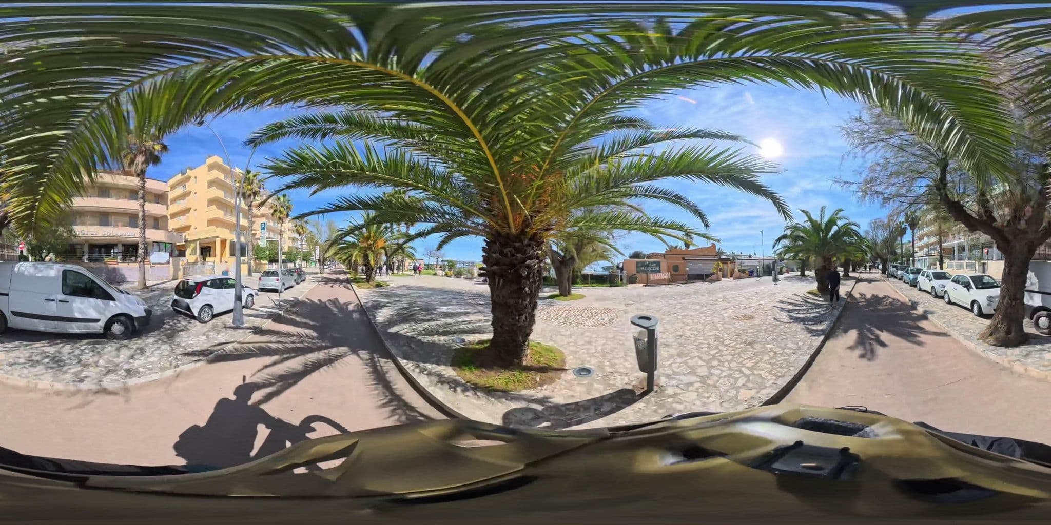 Street view near Hotel Solarium, San Benedetto del Tronto — © maloss34 (CC BY-SA · Mapillary)