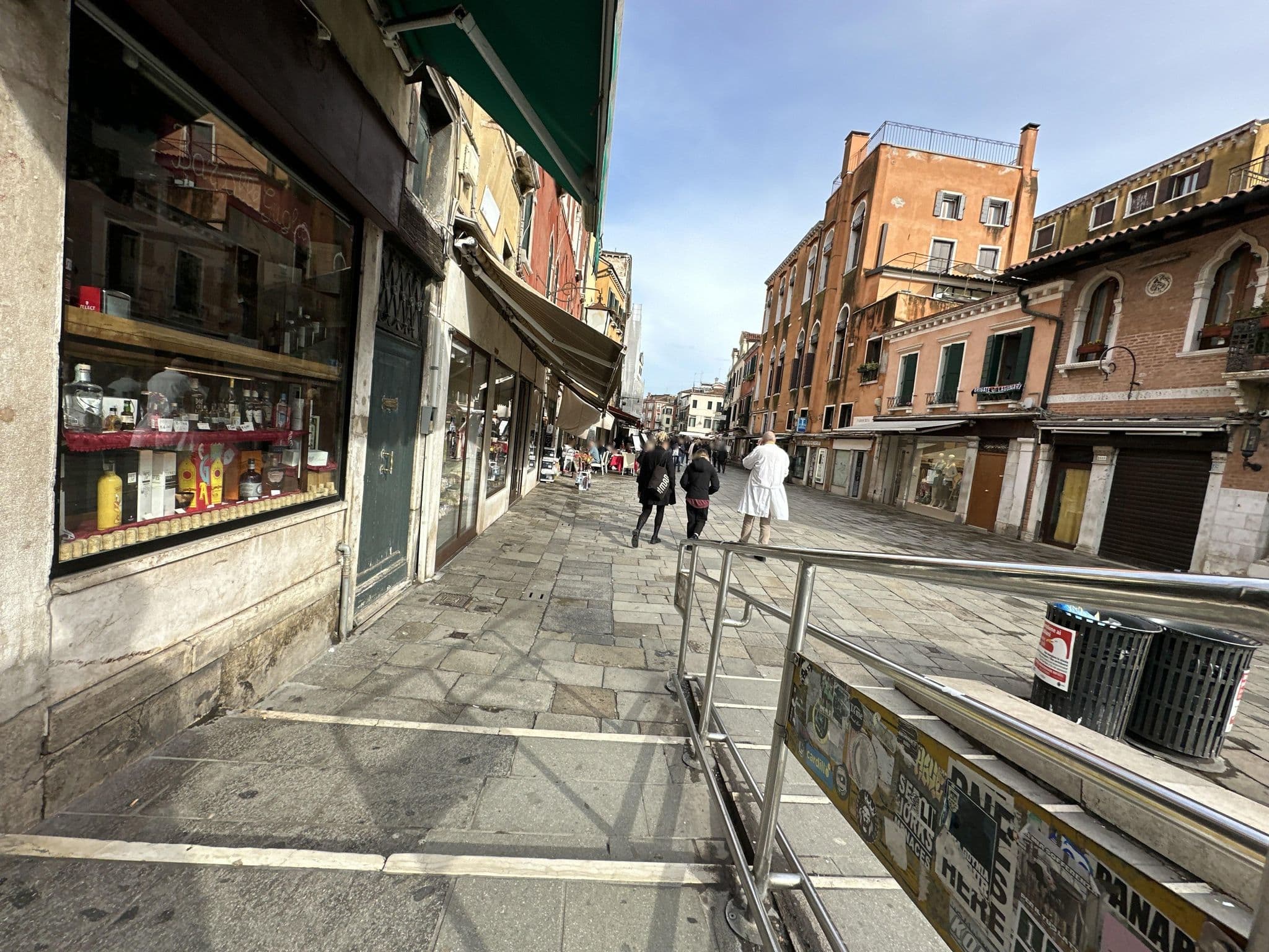 Street view near Guest House La Palazzina Veneziana, Venice