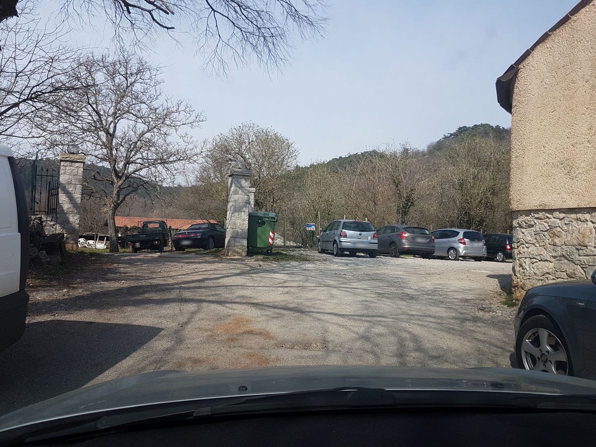 Street view near Azienda agricola Colja Jožko, Aurisina — © damjang (CC BY-SA · Mapillary)