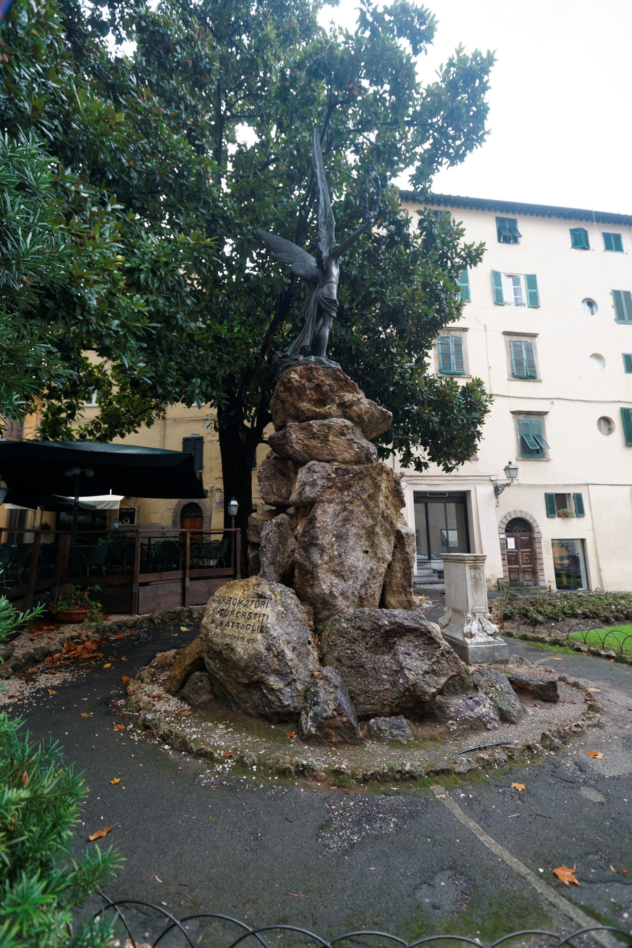 Street view near Casa Paolina, Lucca — © txllxt (CC BY-SA · Mapillary)