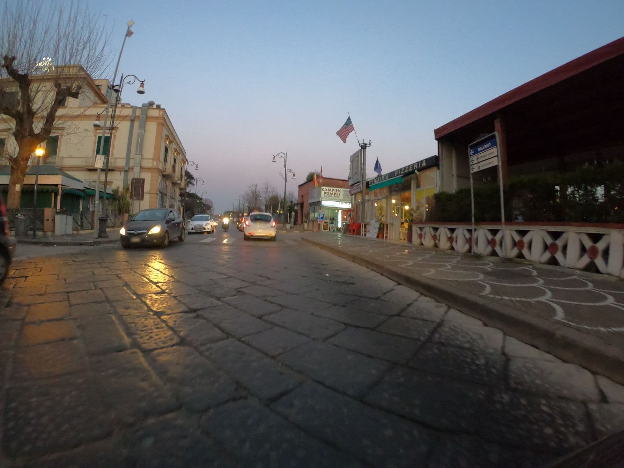 Street view near Hotel Vittoria, Pompei — © richlv (CC BY-SA · Mapillary)