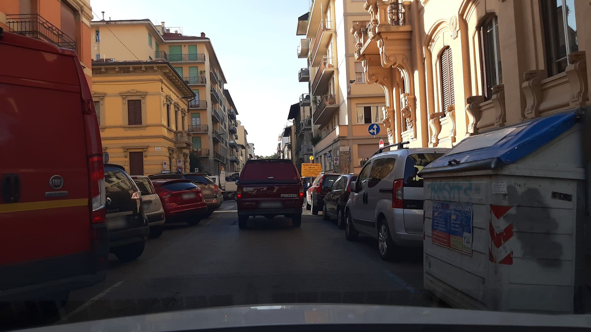 Street view near Bologna, Campo di Marte — © vianney182 (CC BY-SA · Mapillary)