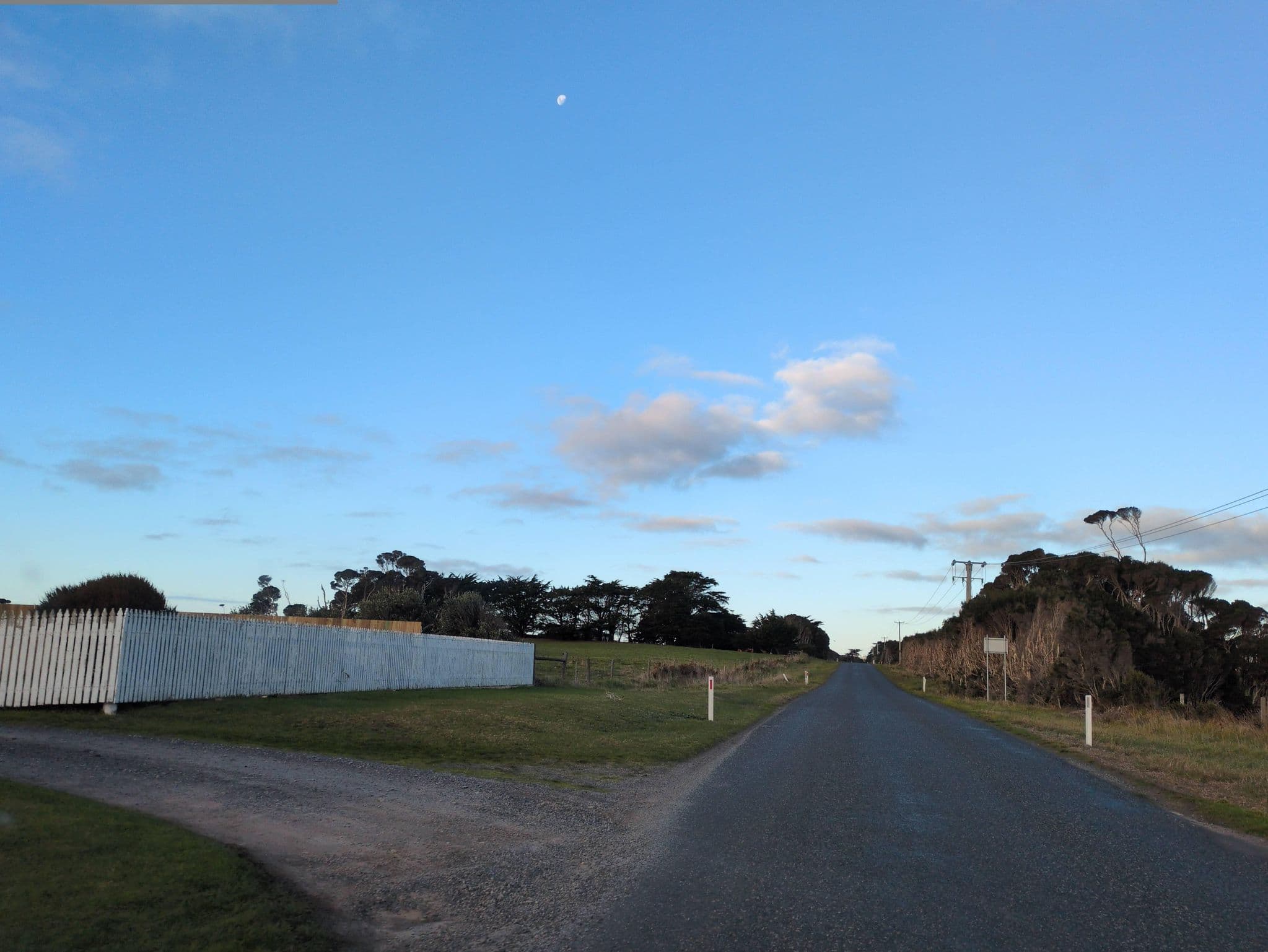 Street view near Bass Cabins, Apollo Bay — © seb1204 (CC BY-SA · Mapillary)