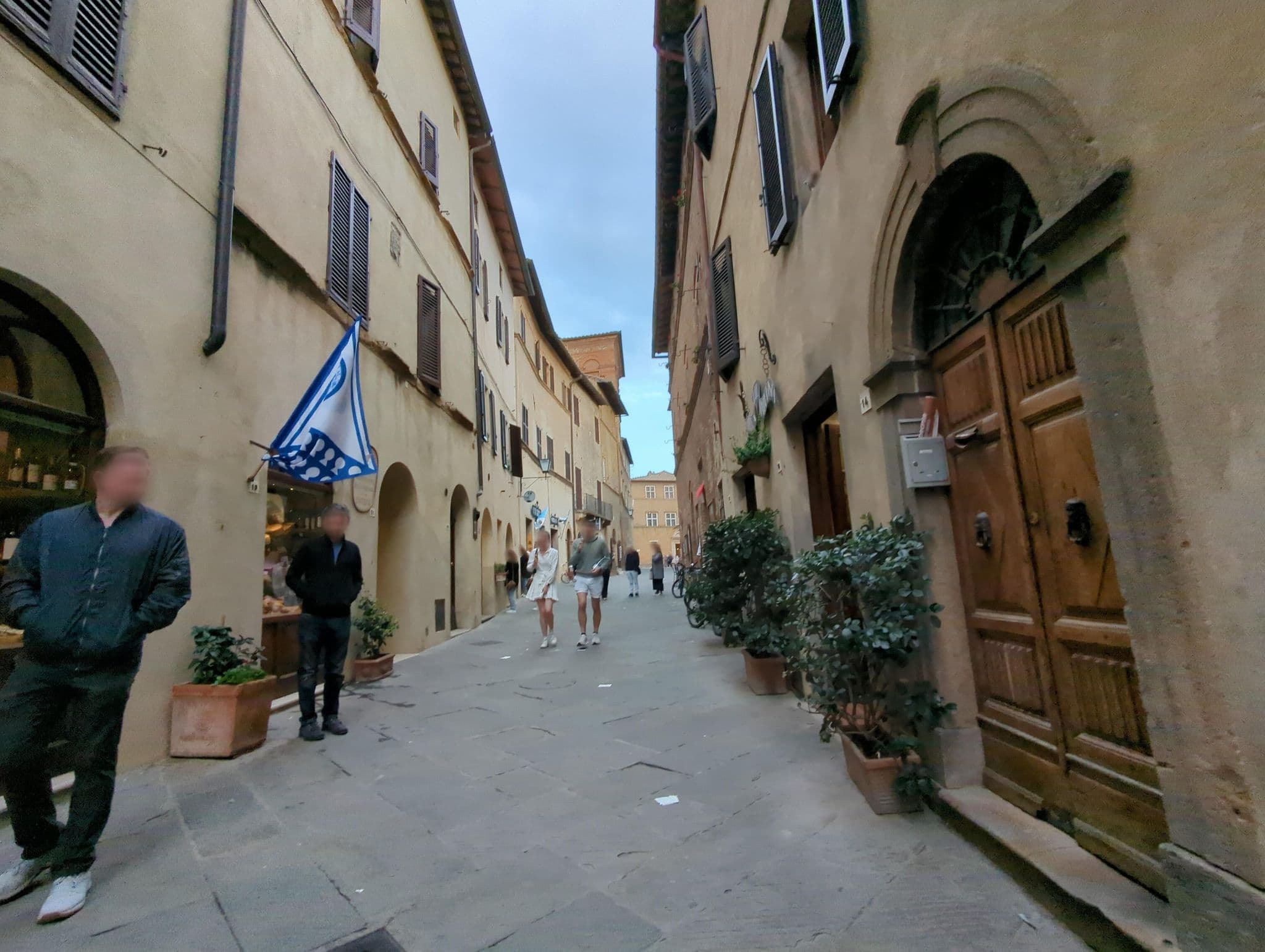 Street view near Affittacamere Gozzante, Pienza — © ente (CC BY-SA · Mapillary)