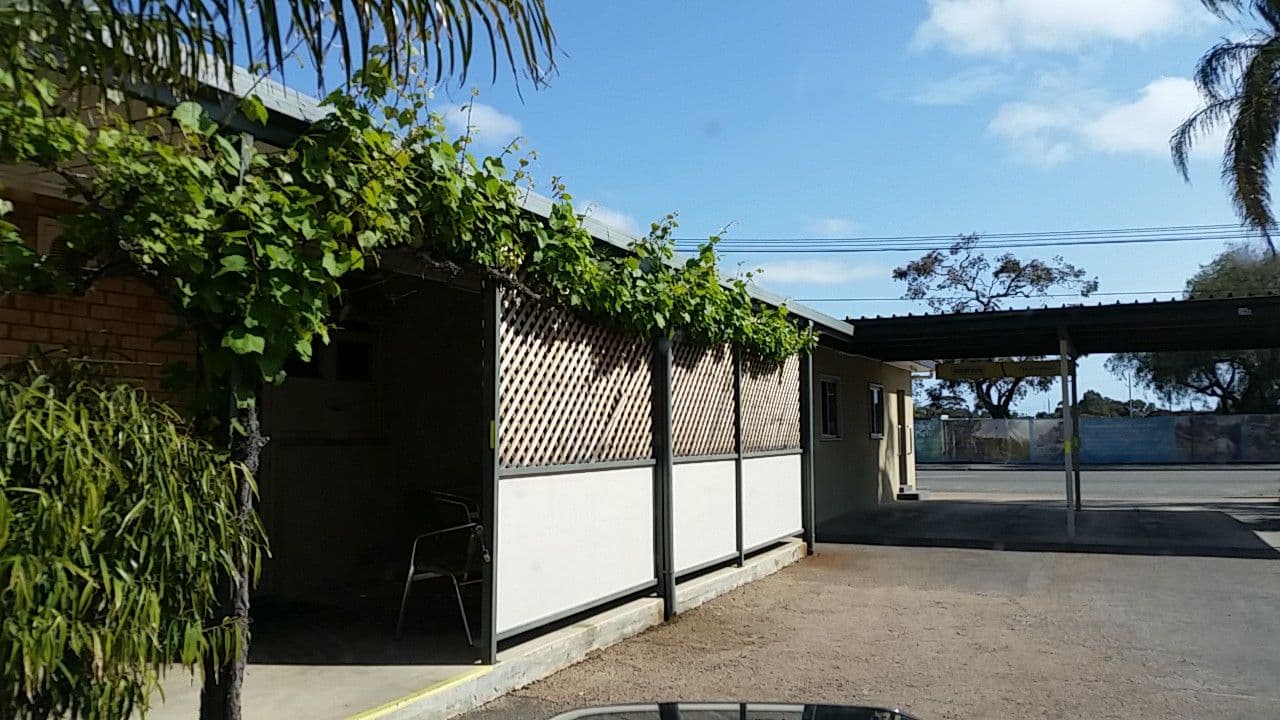 Street view near Port Pirie Travelway, Port Pirie West — © didz (CC BY-SA · Mapillary)