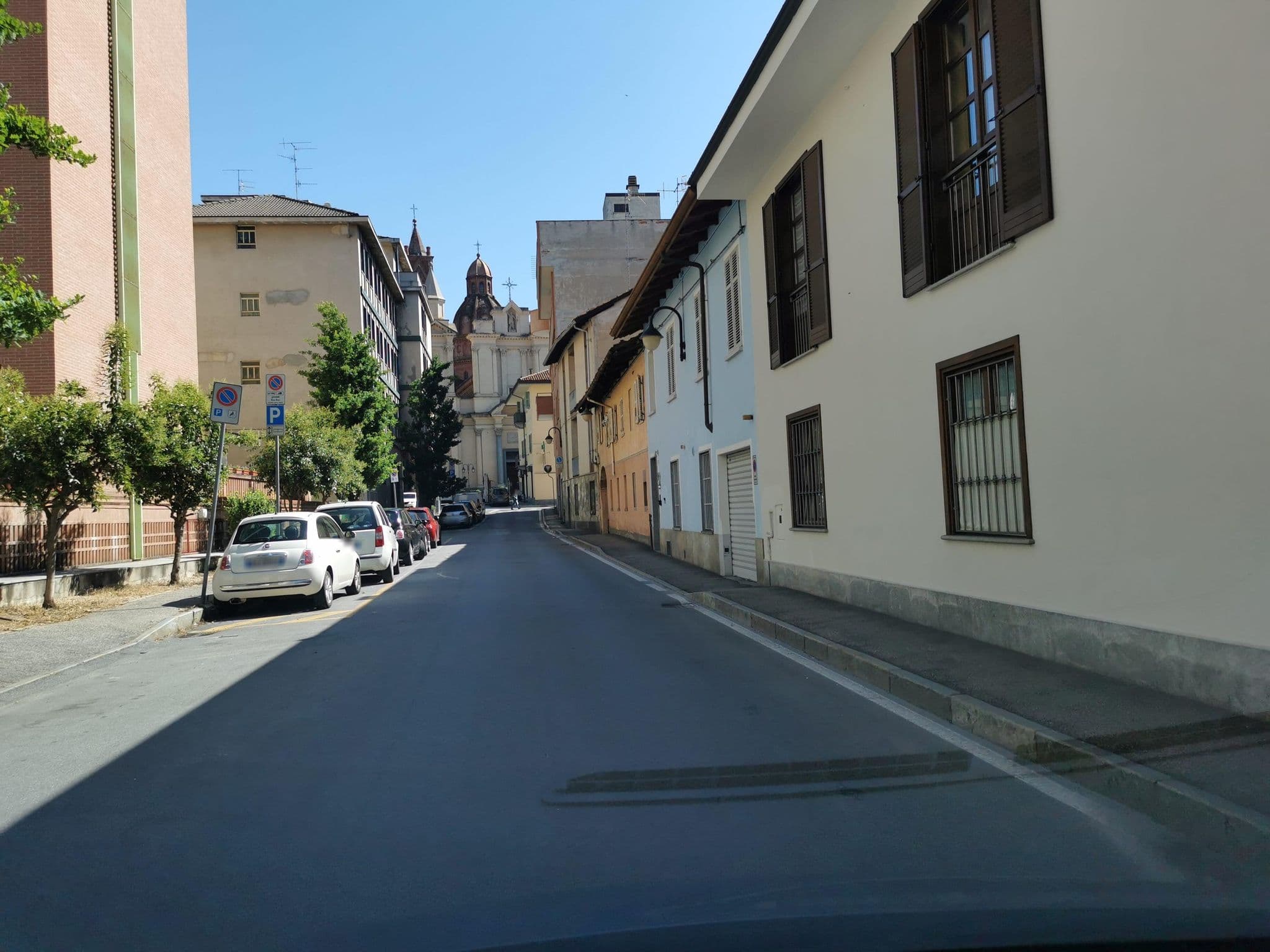 Street view near B&B Viot d'l Forn, Bra — © canfe (CC BY-SA · Mapillary)