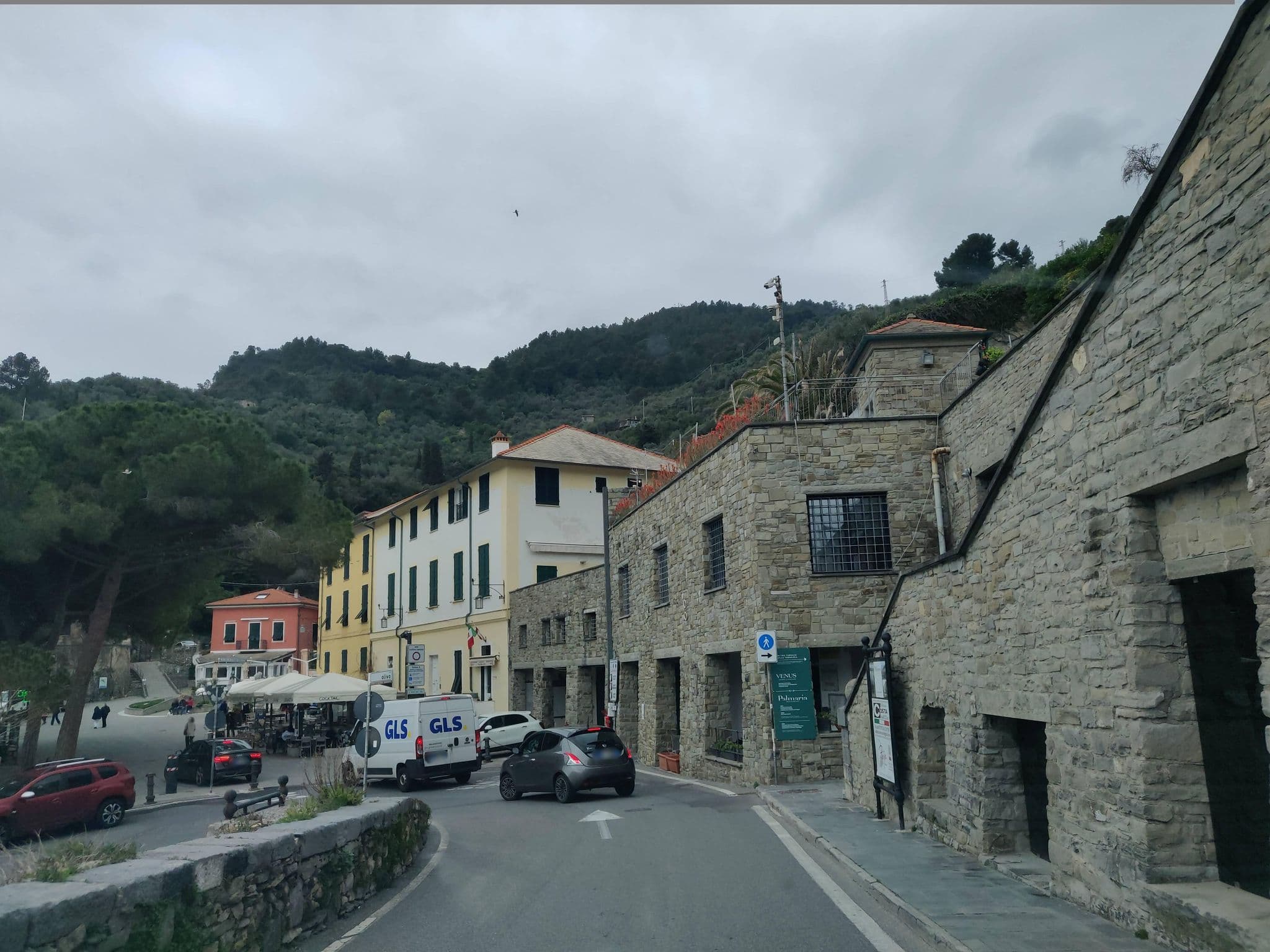 Street view near Ostello di Porto Venere, Portovenere — © Yha1 (CC BY-SA · Mapillary)