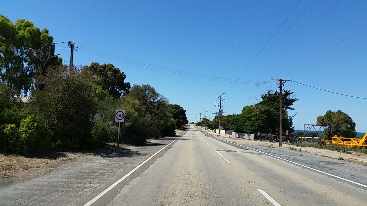 Street view near Pine Point Caravan Park, Ardrossan — © didz (CC BY-SA · Mapillary)