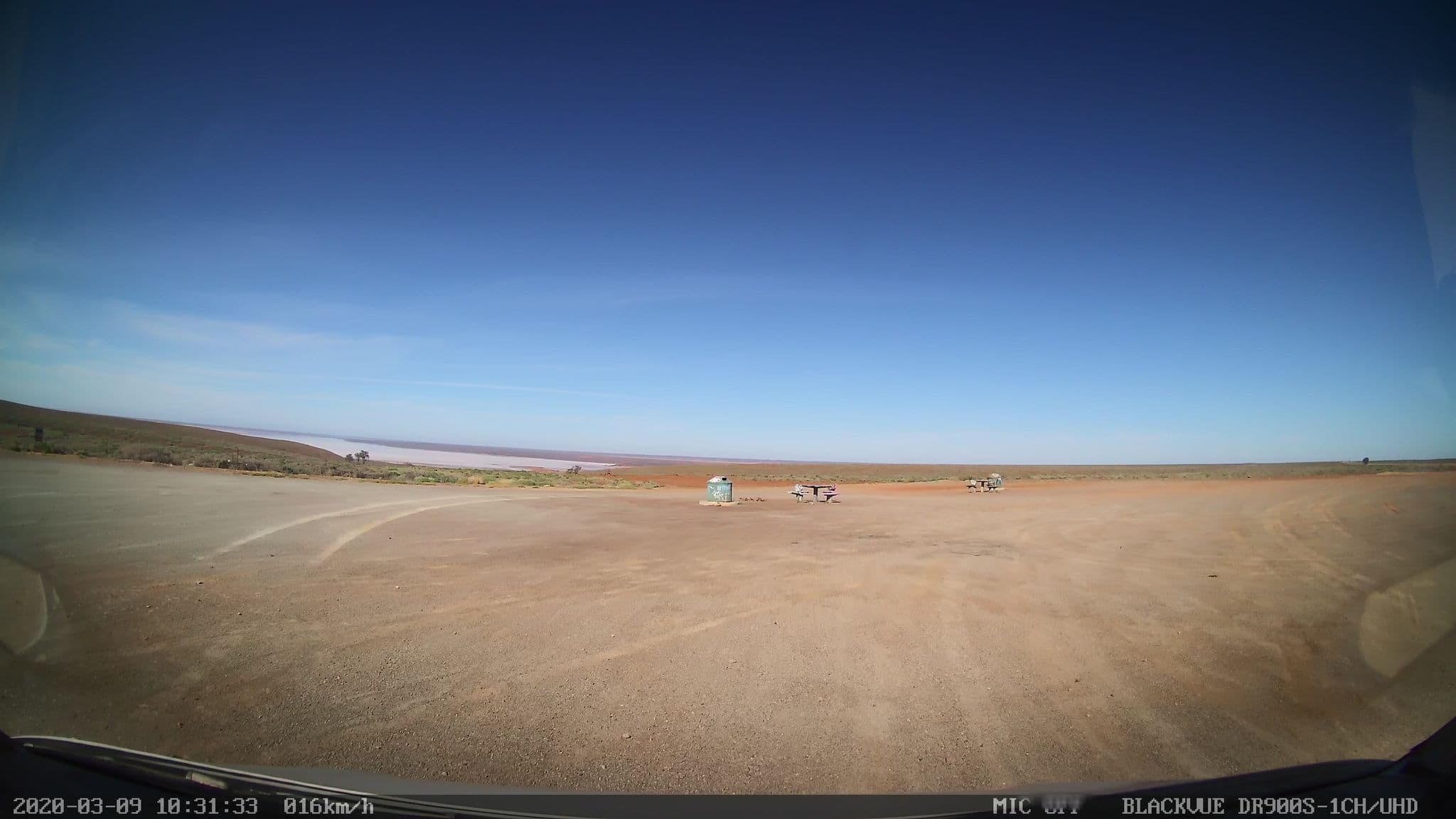 Street view near Salt Creek Lookout, Roxby Downs — © bob3bob3 (CC BY-SA · Mapillary)