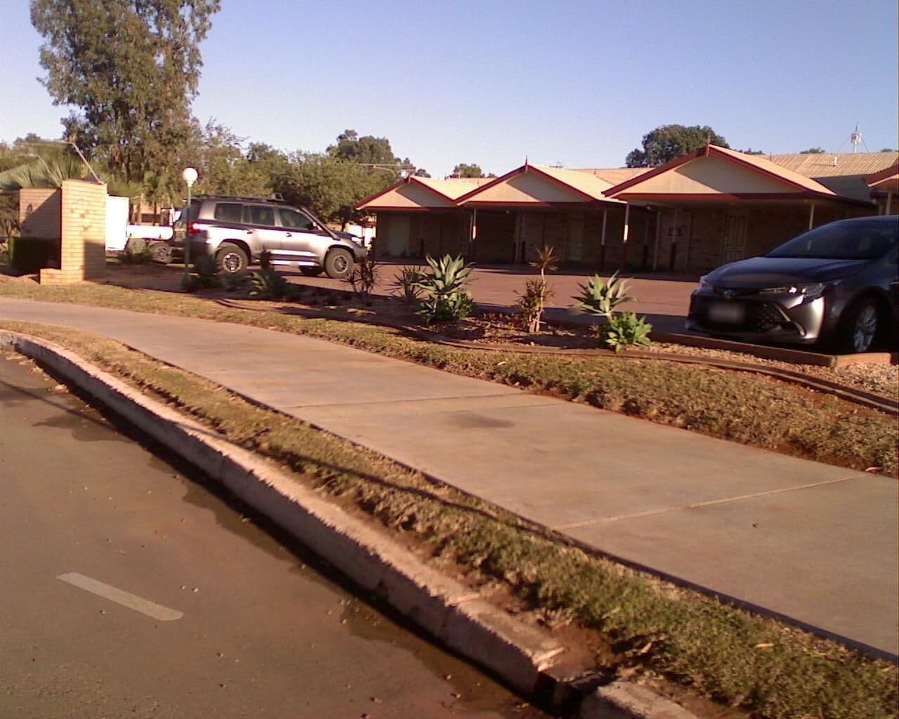 Street view near The Western Heritage Motor Inn, Moranbah — © bob3bob3 (CC BY-SA · Mapillary)