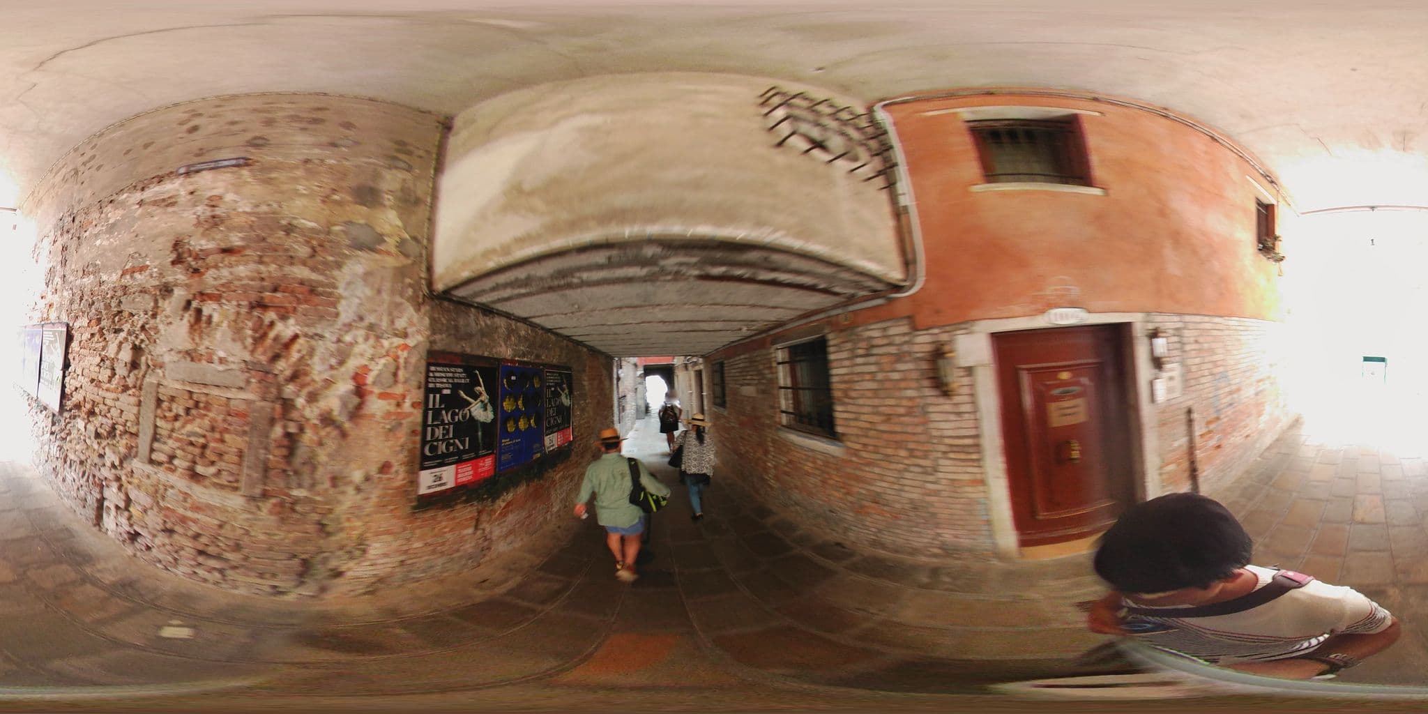 Street view near Residenza San Silvestro, Venice