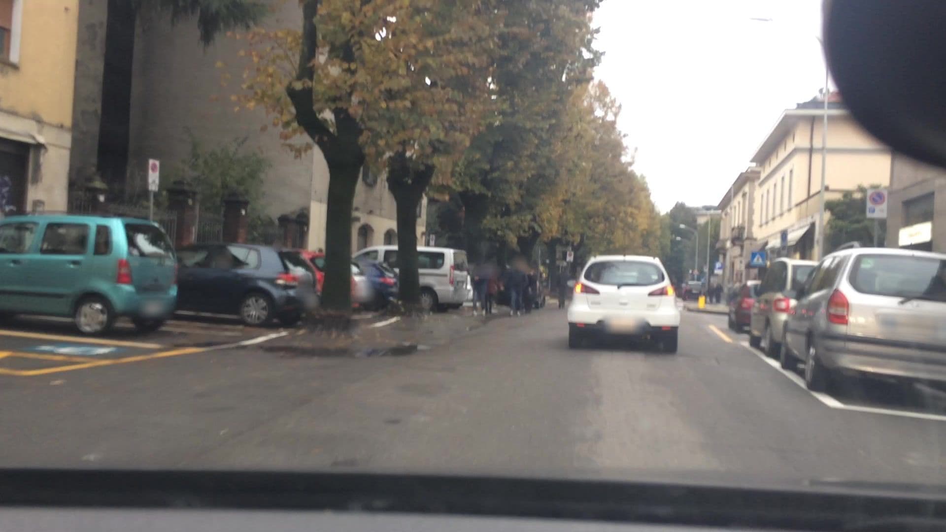 Street view near Al corso, Legnano — © lvl5 (CC BY-SA · Mapillary)