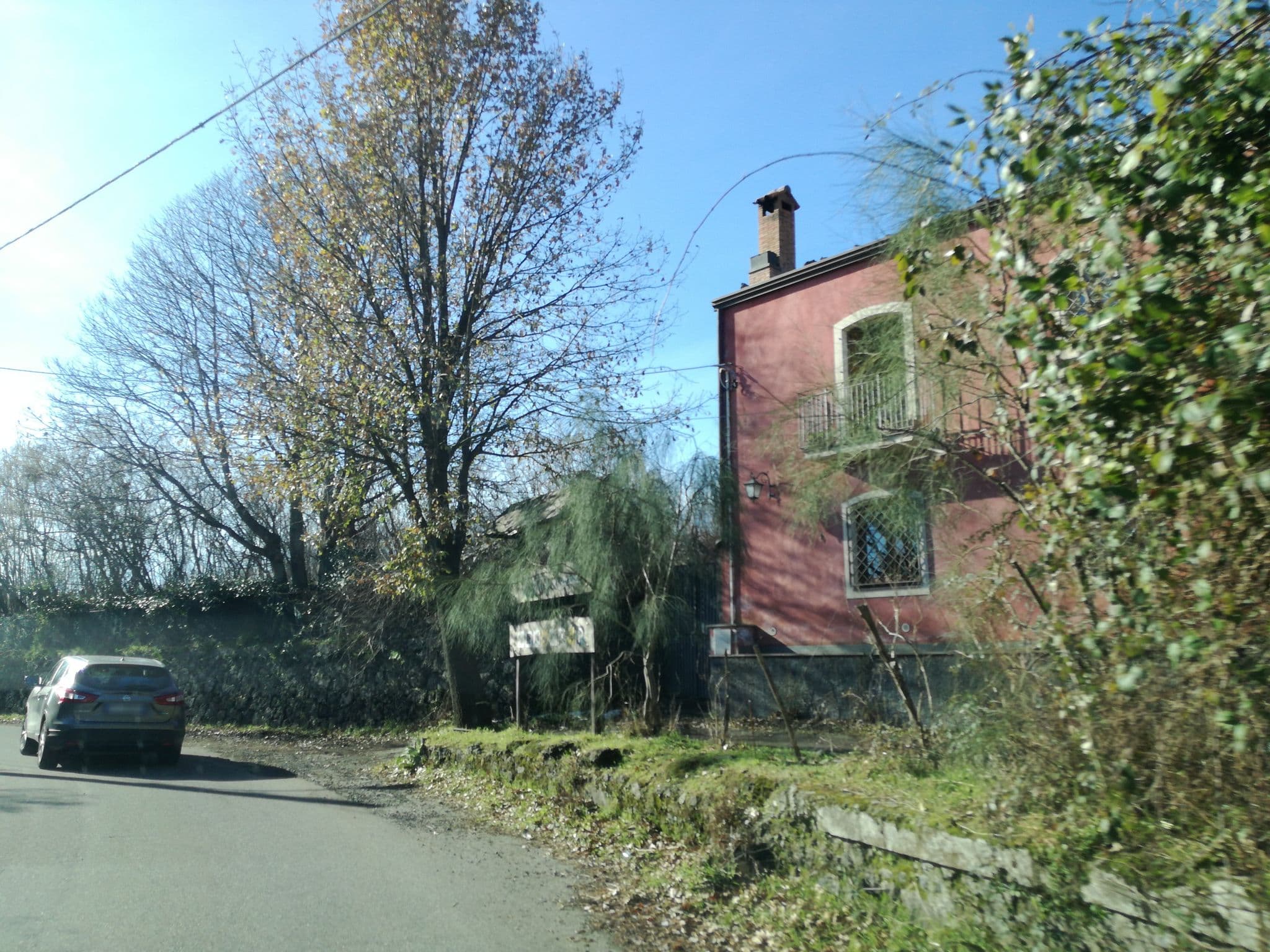 Street view near L'orto dei Semplici, Sant'Alfio — © aury88 (CC BY-SA · Mapillary)