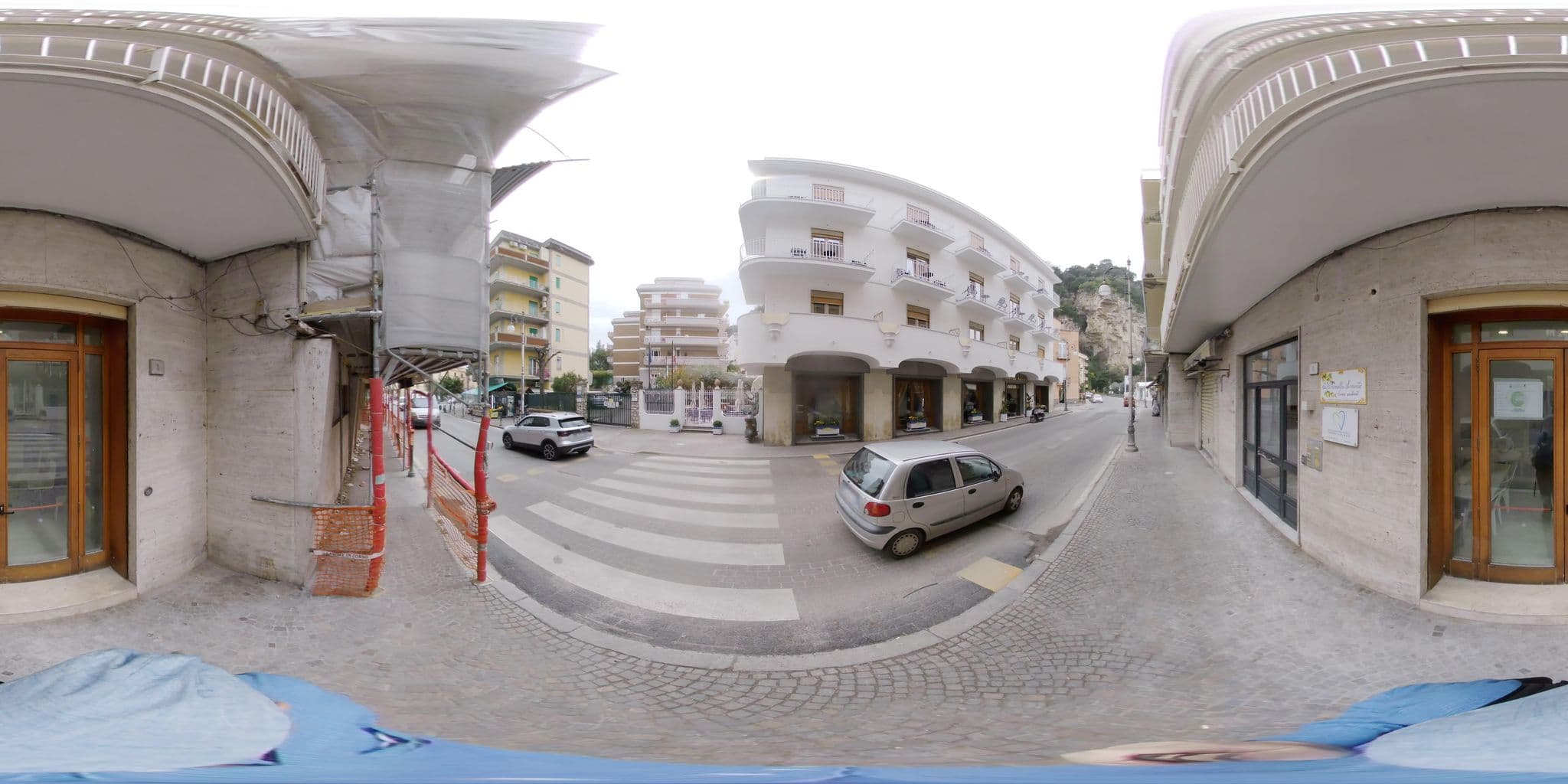 Street view near Tirrenia, Sorrento — © stefan-RolfsRom (CC BY-SA · Mapillary)
