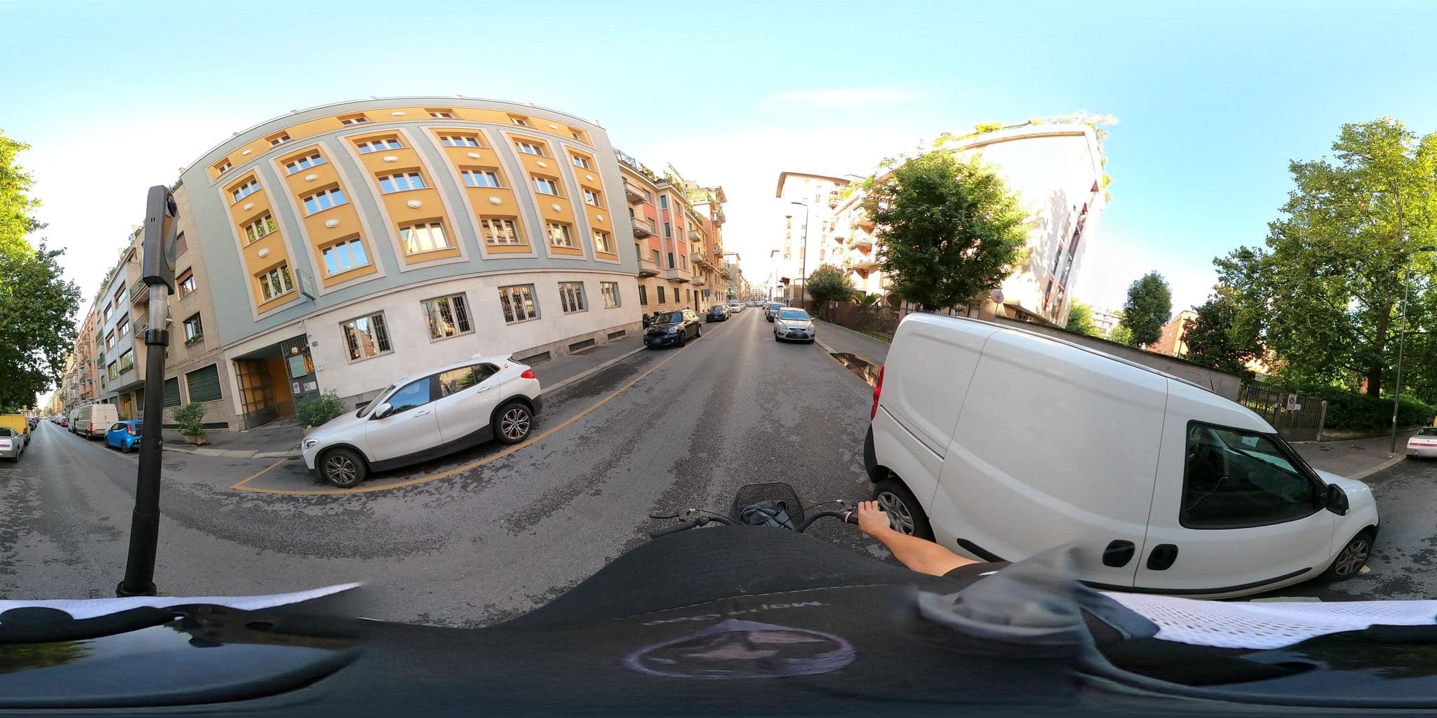 Street view near Residenza delle Città, Brera