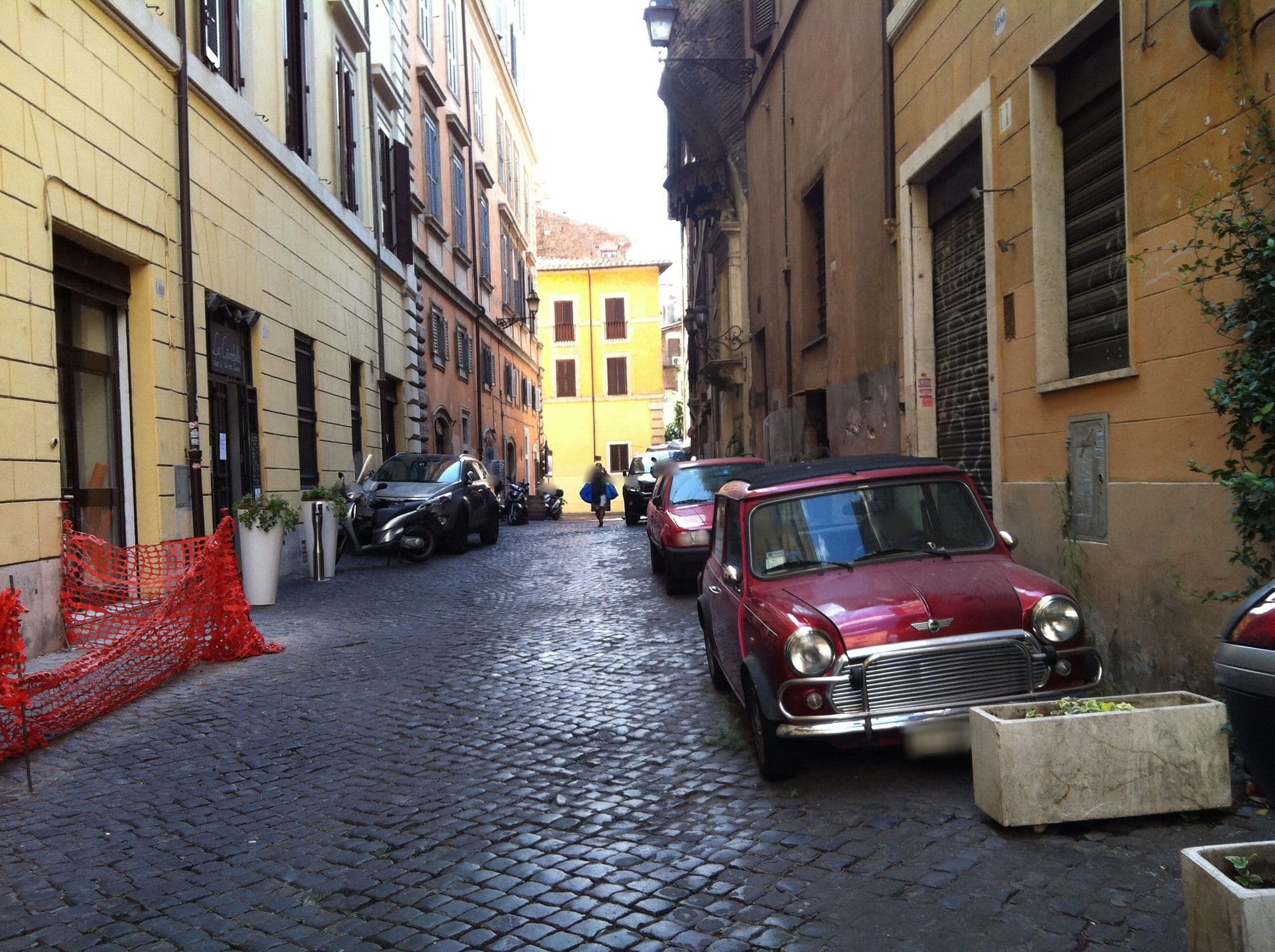 Street view near Hotel Le Clarisse al Pantheon, Sant'Eustachio — © miguel_andrade (CC BY-SA · Mapillary)
