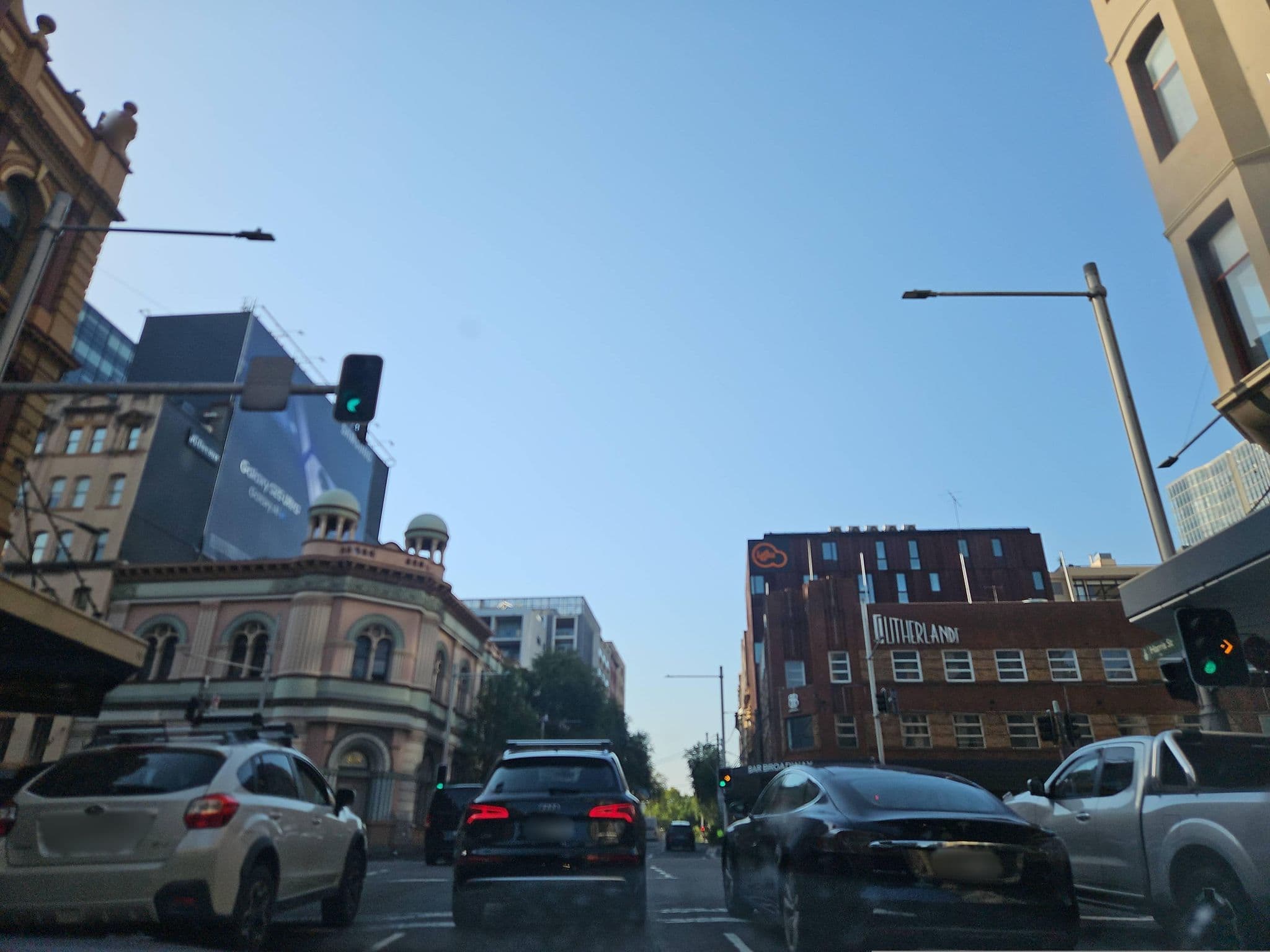 Street view near Agincourt Hotel, Chippendale — © aharvey (CC BY-SA · Mapillary)