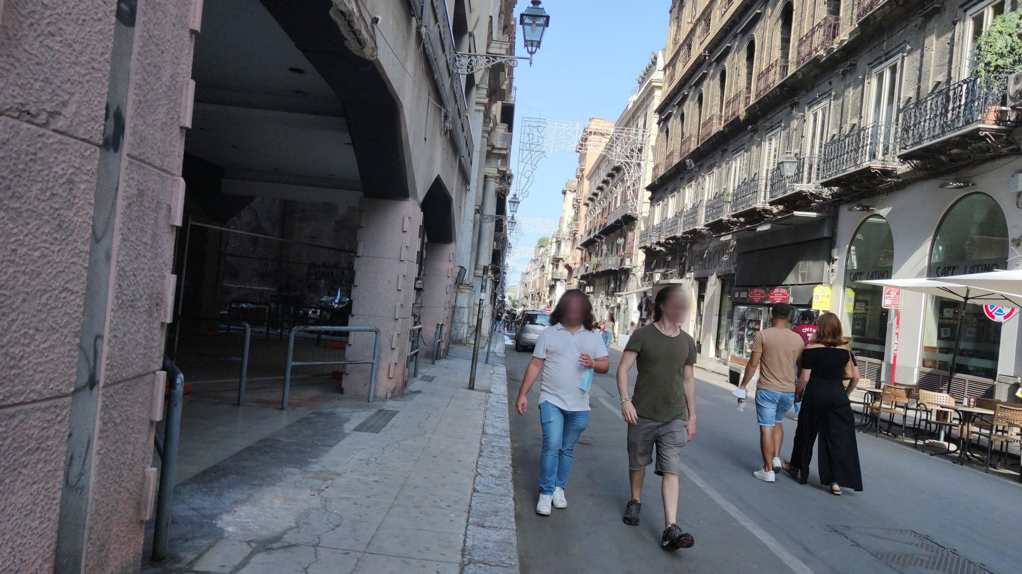 Street view near Cassaro 261, Palermo