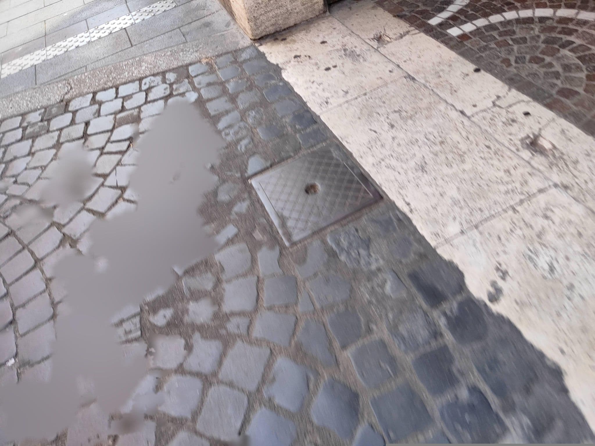 Street view near CHIC&TOWN Luxury Rooms, Ludovisi — © omfg_notpr (CC BY-SA · Mapillary)