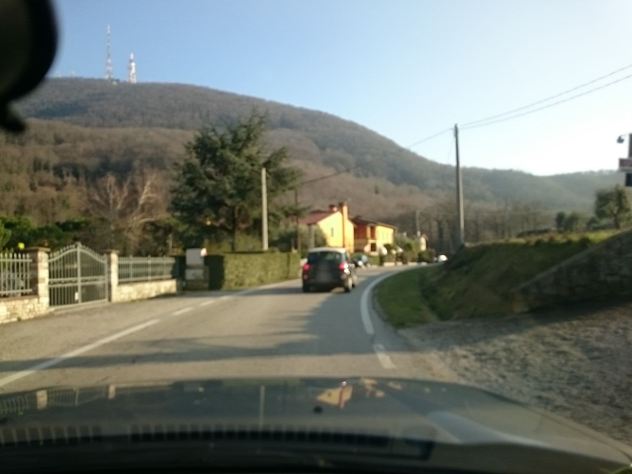Street view near Taverna di Bacco, Vò — © voschix (CC BY-SA · Mapillary)
