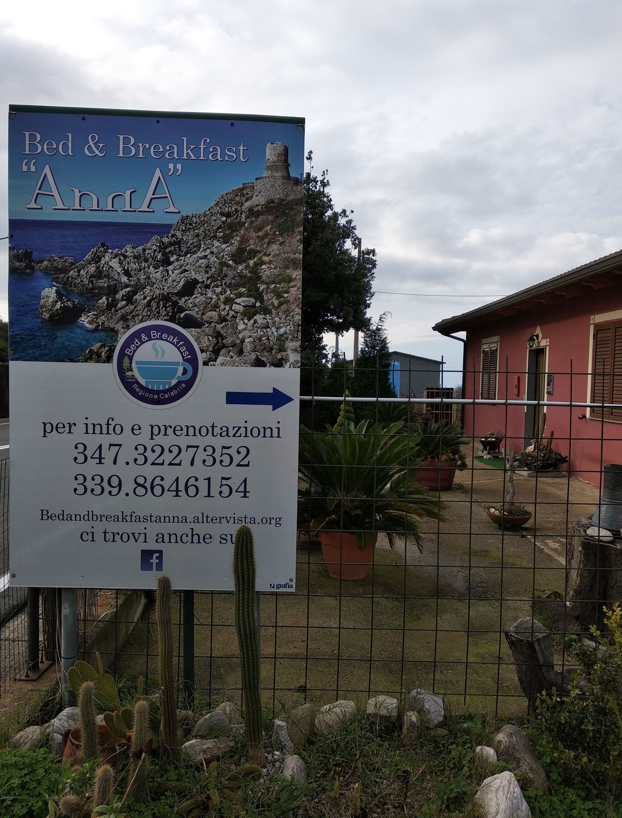 Street view near Bed and Breakfast Anna, Ceramida-Pellegrina — © mircozorzo (CC BY-SA · Mapillary)
