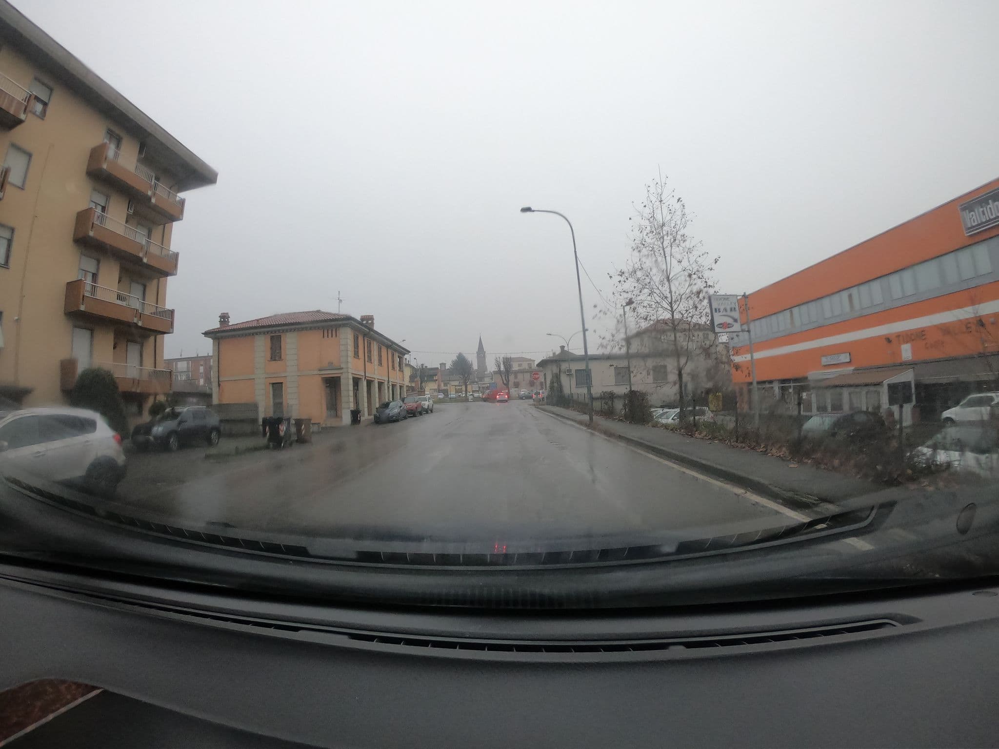 Street view near Albergo Valtidone, Borgonovo Valtidone — © lorenzostucchi (CC BY-SA · Mapillary)