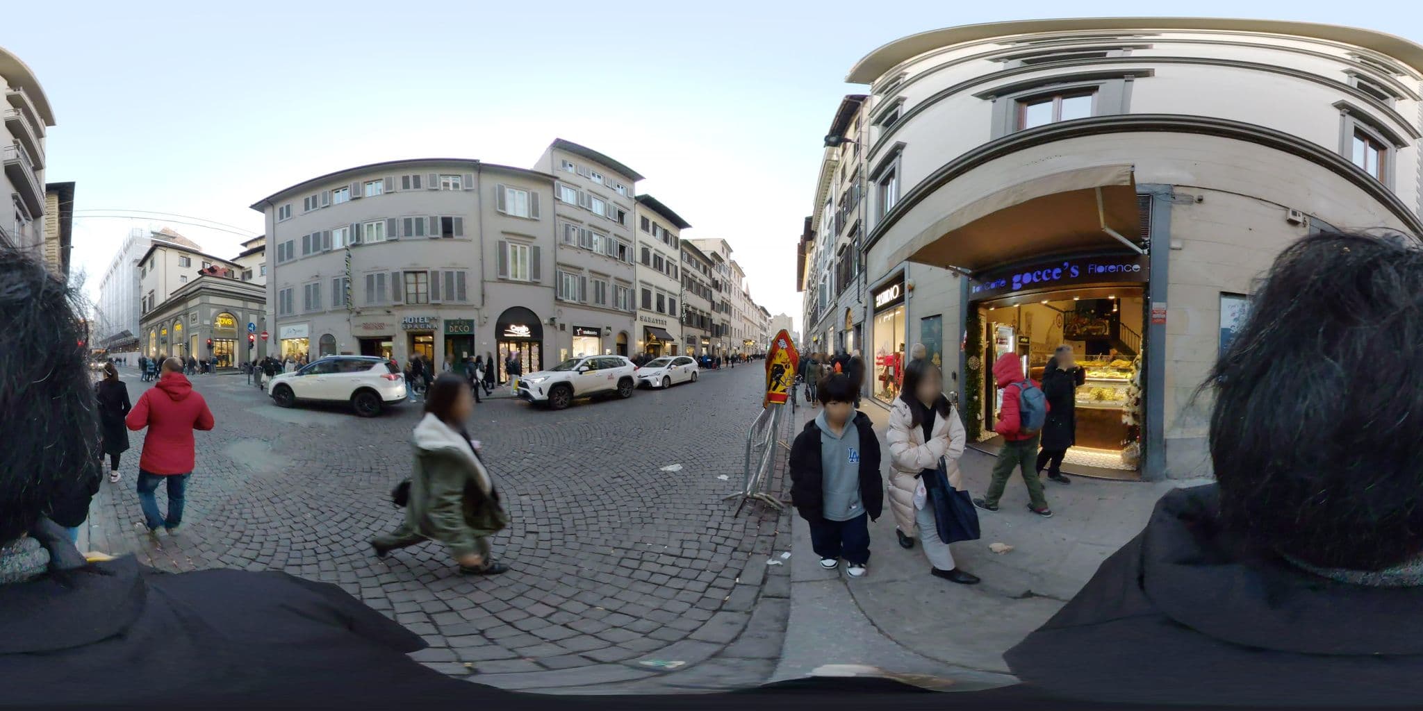Street view near Spagna, Florence