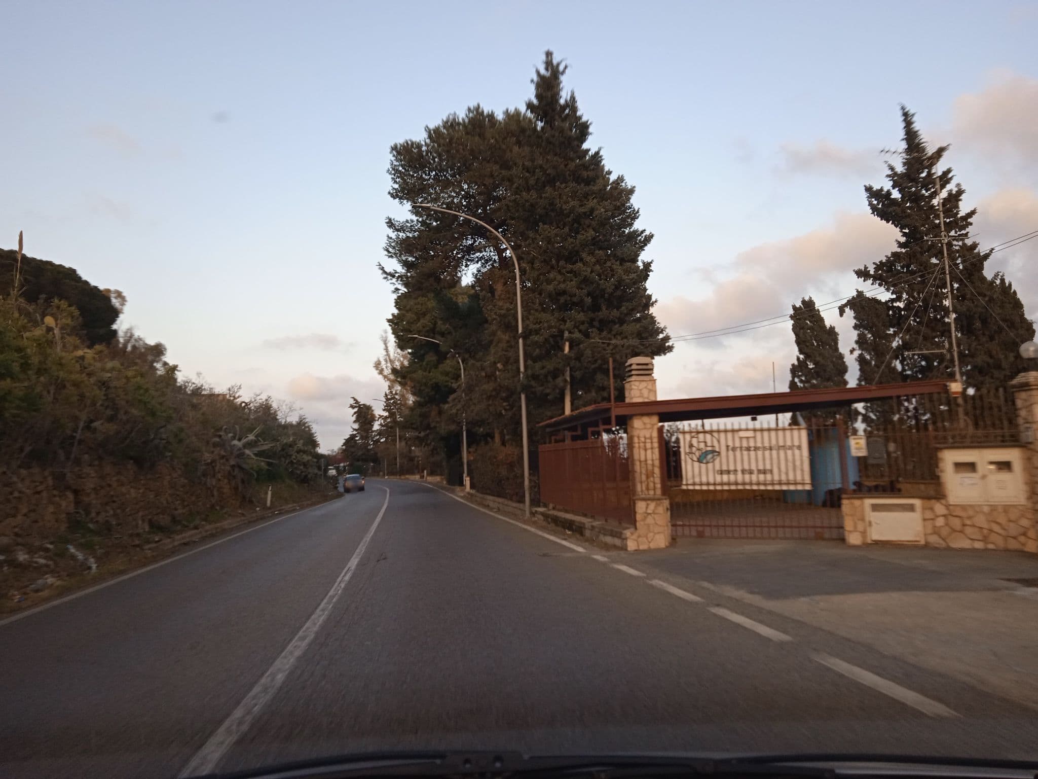 Street view near Terrazze sul mare, Bagheria — © roberto_inzerillo (CC BY-SA · Mapillary)