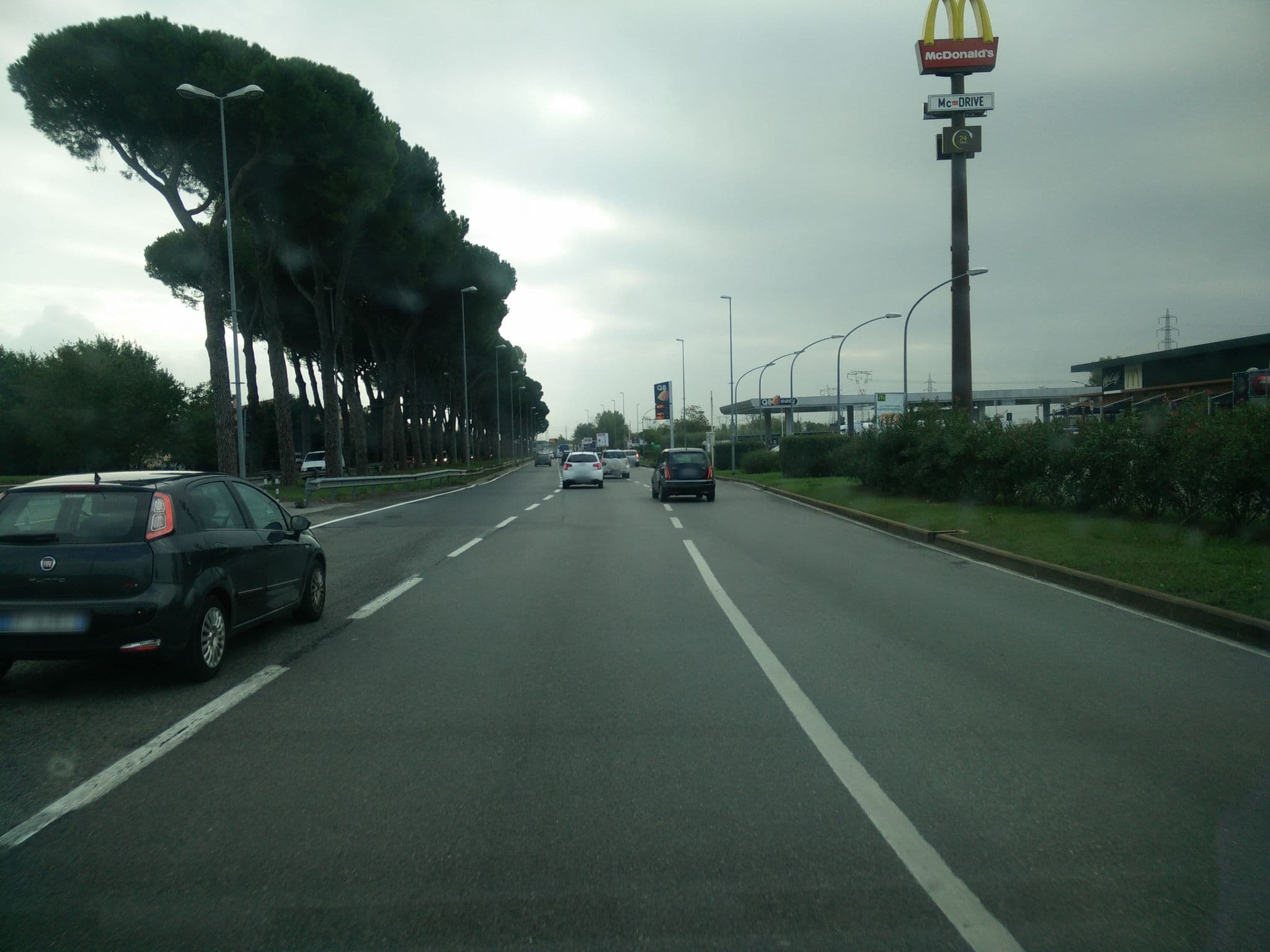 Street view near Parcheggio Scambiatore Piazzale del Museo, Prato — © joostjakob (CC BY-SA · Mapillary)