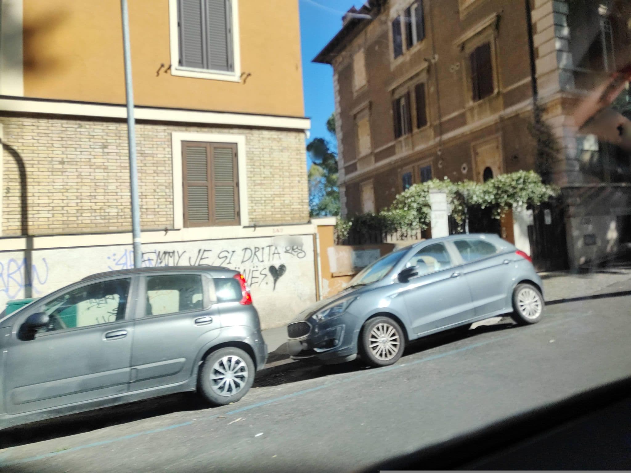 Street view near Francesco Zuccari, Trastevere — © omfg_notpr (CC BY-SA · Mapillary)