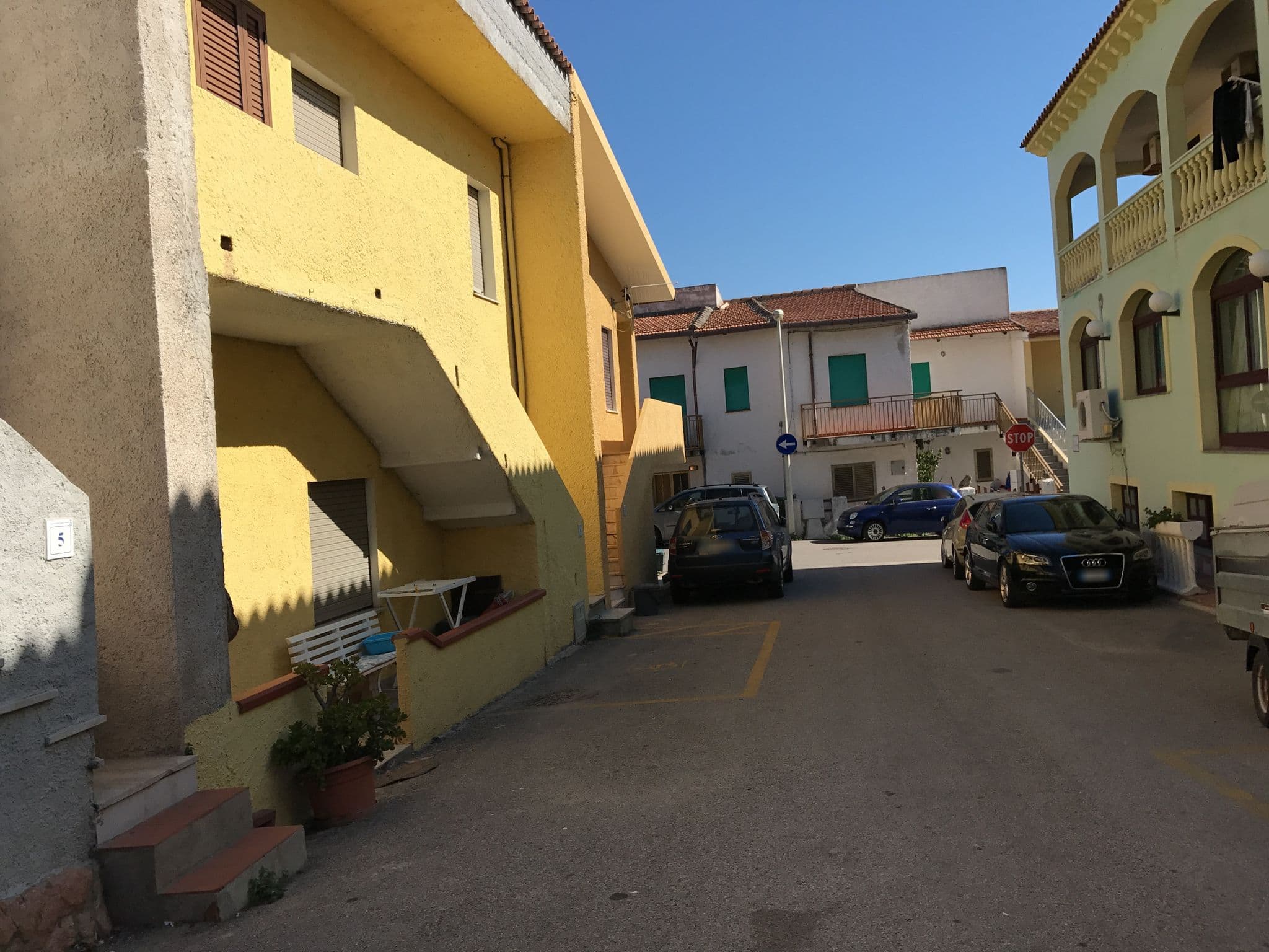 Street view near B&B, Trinità d'Agultu — © thepriben (CC BY-SA · Mapillary)