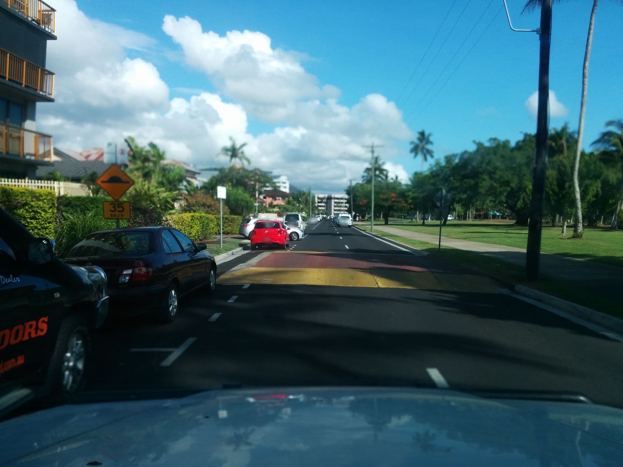 Street view near Coral Towers Holiday Apartments, Cairns North — © orbac (CC BY-SA · Mapillary)