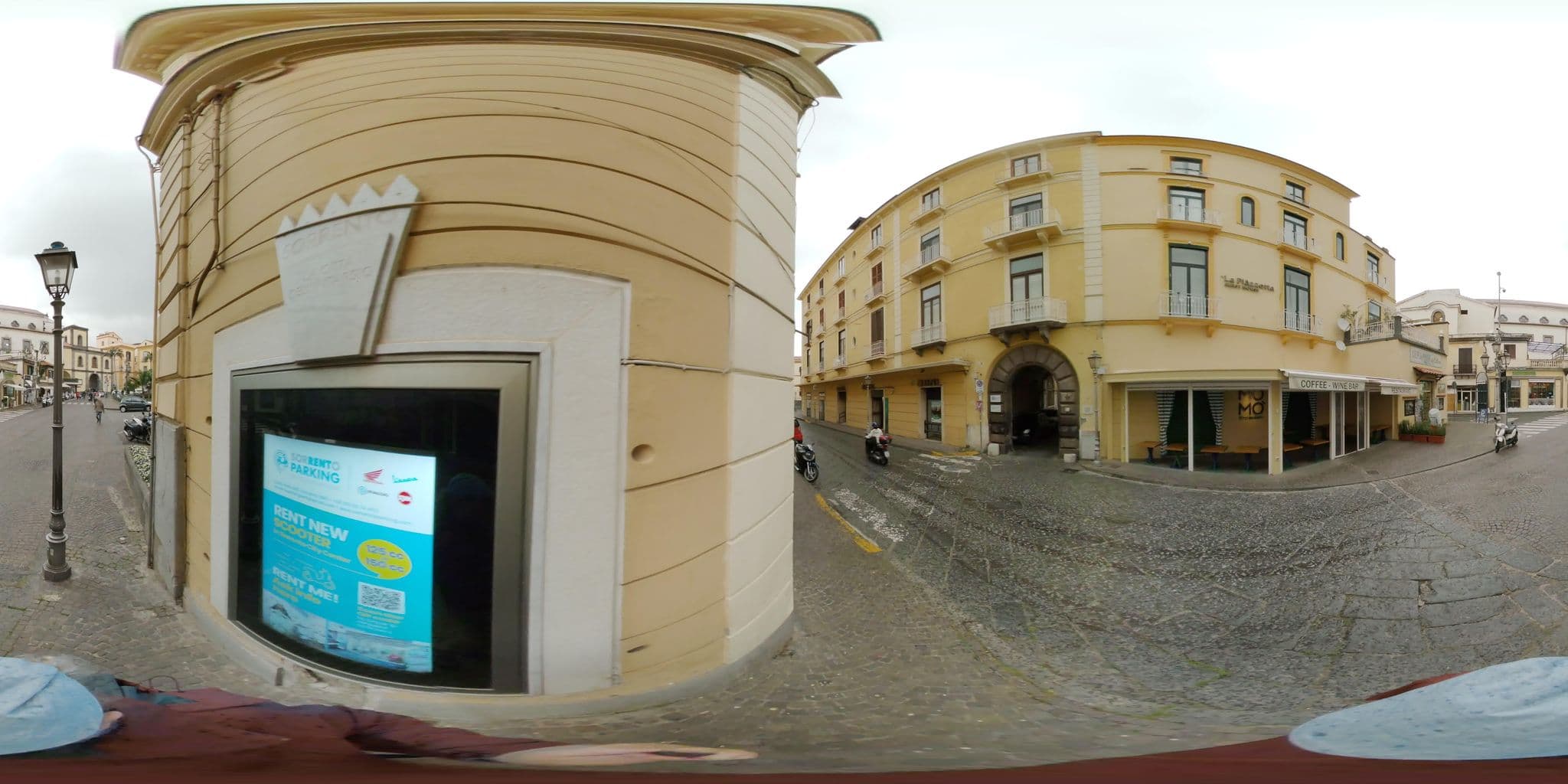 Street view near B&B Al Centro, Sorrento — © stefan-RolfsRom (CC BY-SA · Mapillary)