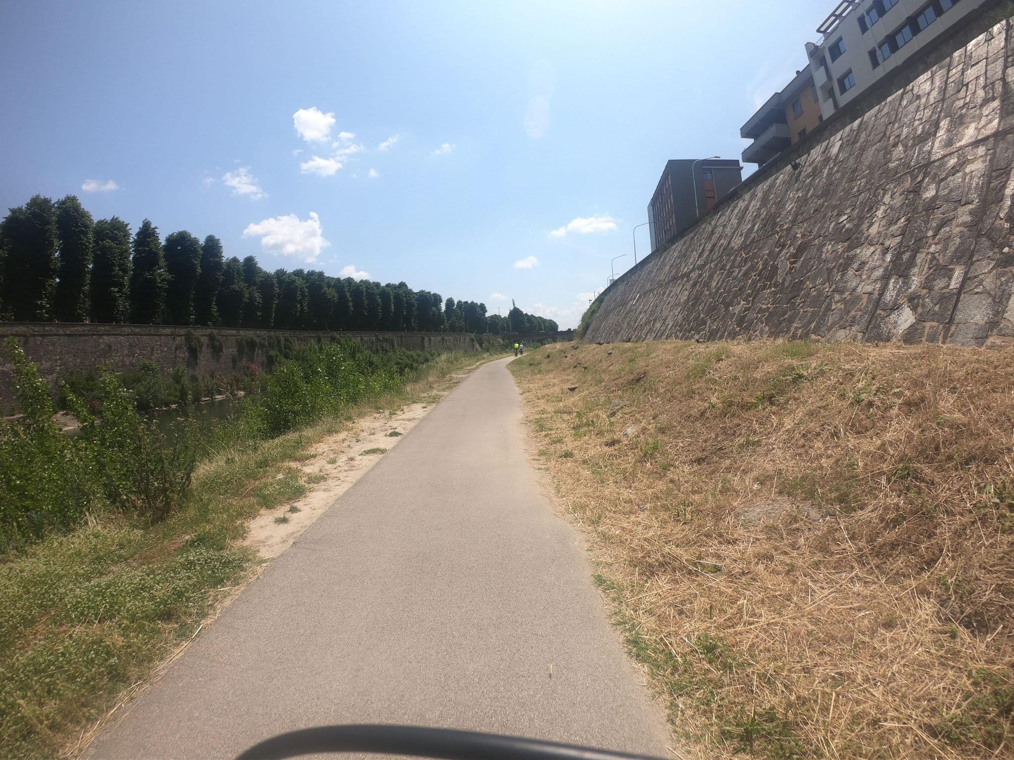 Street view near Art Hotel Milano, Prato — © pbb (CC BY-SA · Mapillary)