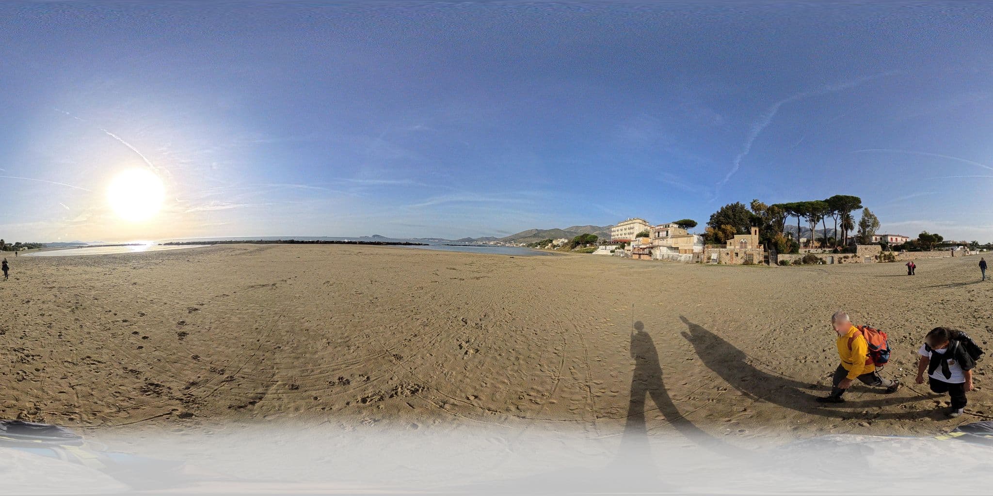 Street view near Spiaggia pubblica, Formia — © odiug (CC BY-SA · Mapillary)