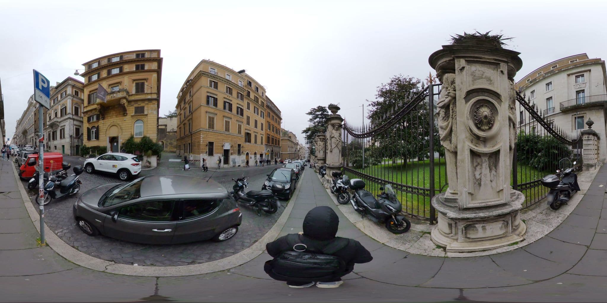 Street view near Hotel pace Helvetia, Ludovisi — © akiyoshiii213 (CC BY-SA · Mapillary)