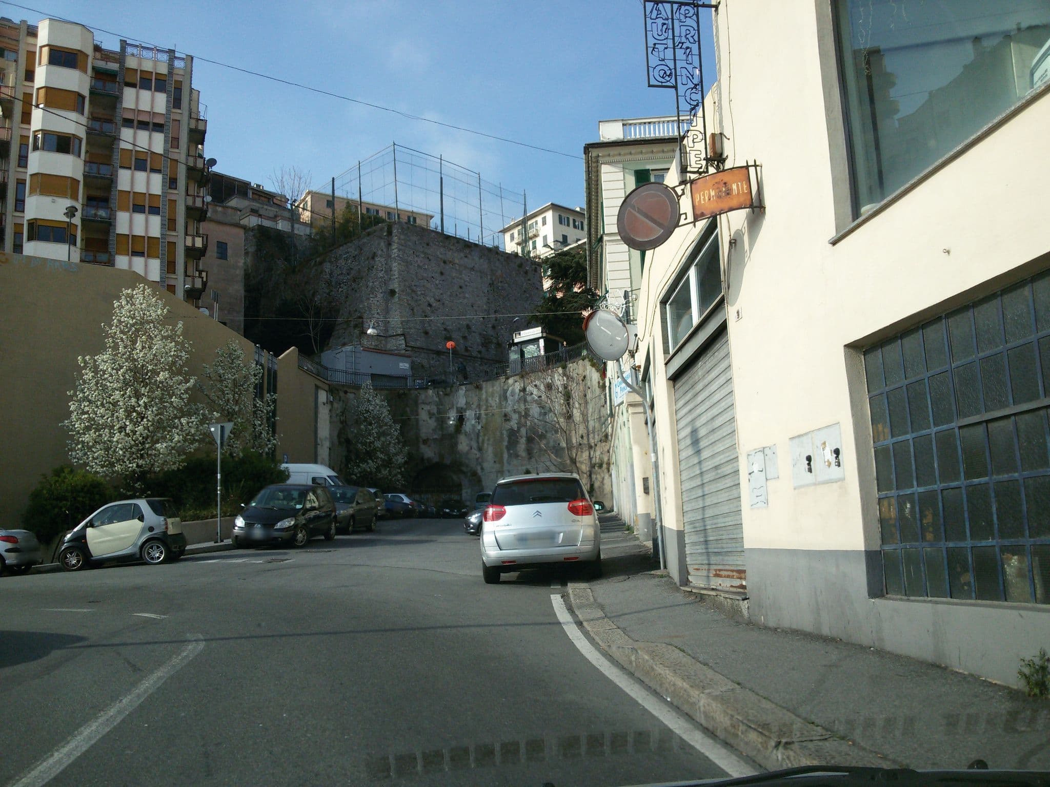 Street view near Al Piccolo Principe, Genoa