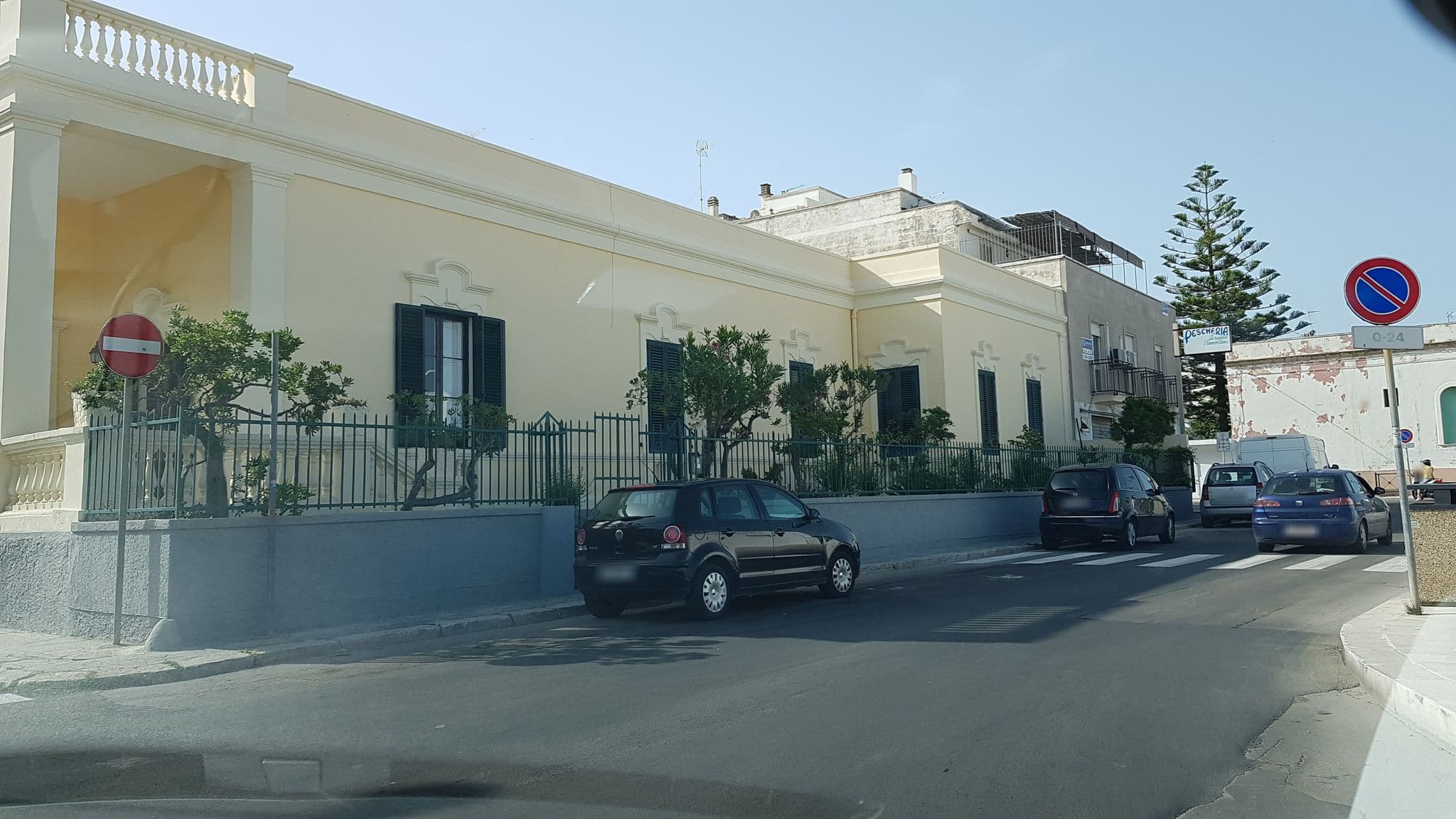 Street view near Agriturismo Tenuta Carrino, Porto Cesareo — © ale_zena_it (CC BY-SA · Mapillary)