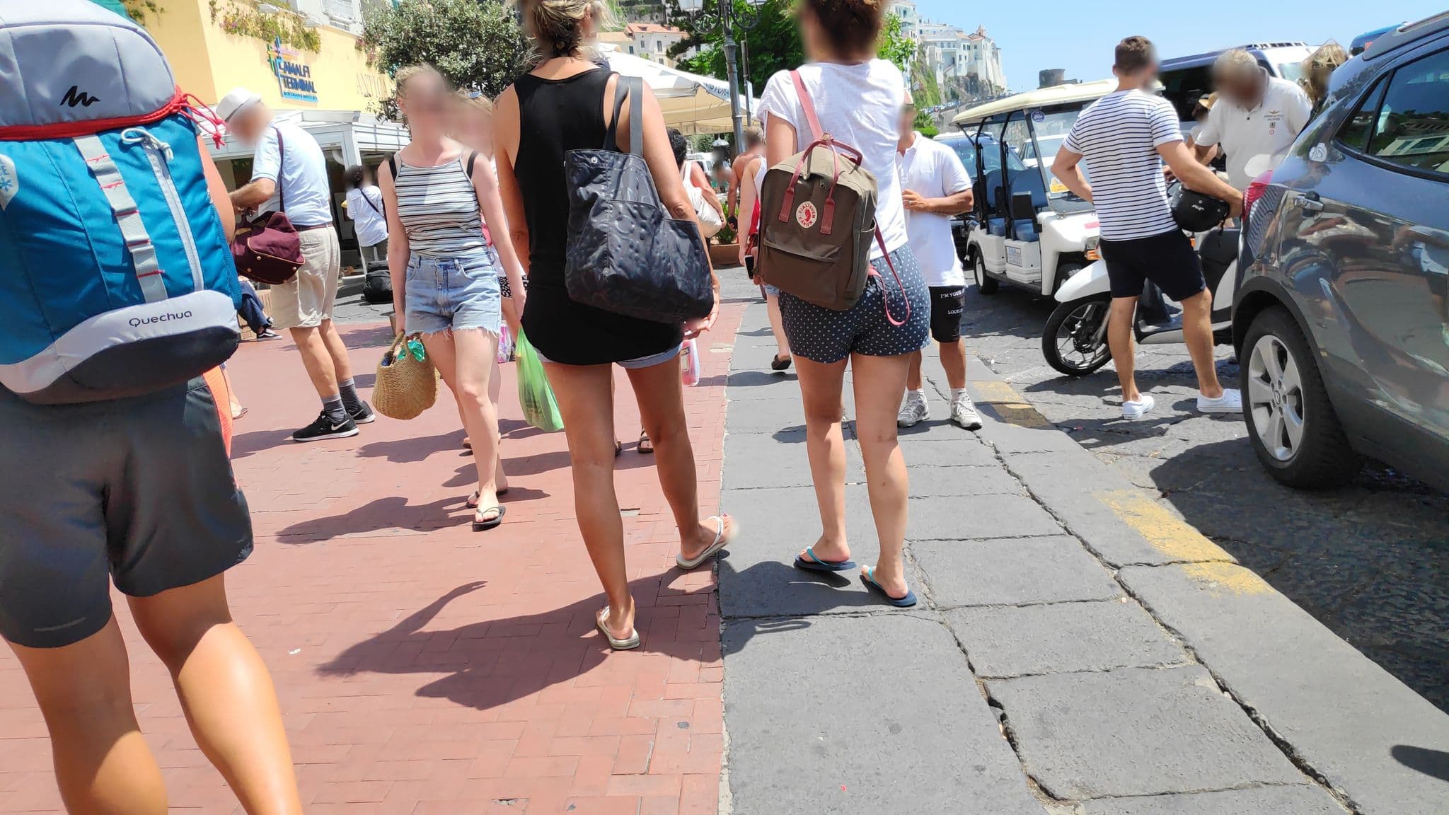 Street view near Hotel Croce Di Amalfi, Amalfi — © marcuscalabresus (CC BY-SA · Mapillary)