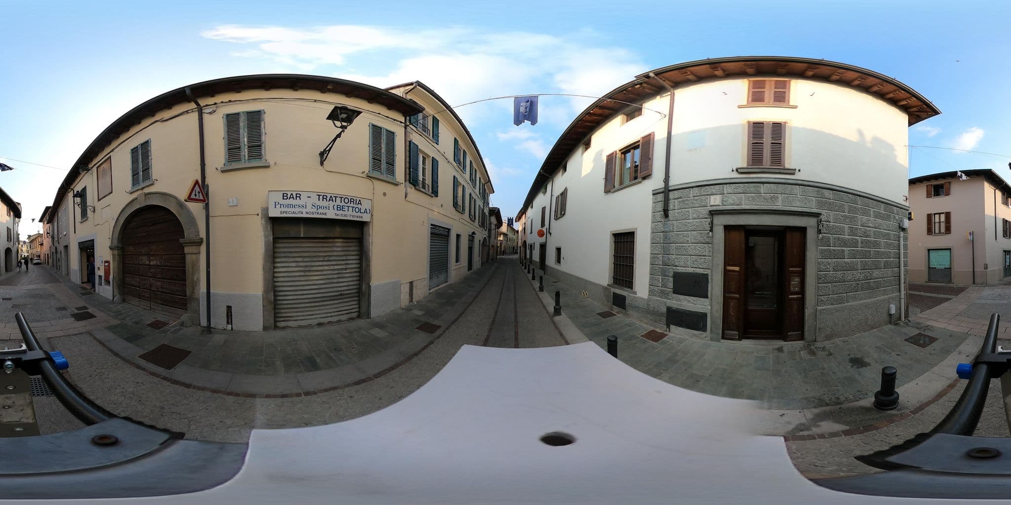 Street view near B&B Centro Storico, Chiari — © wegavision (CC BY-SA · Mapillary)