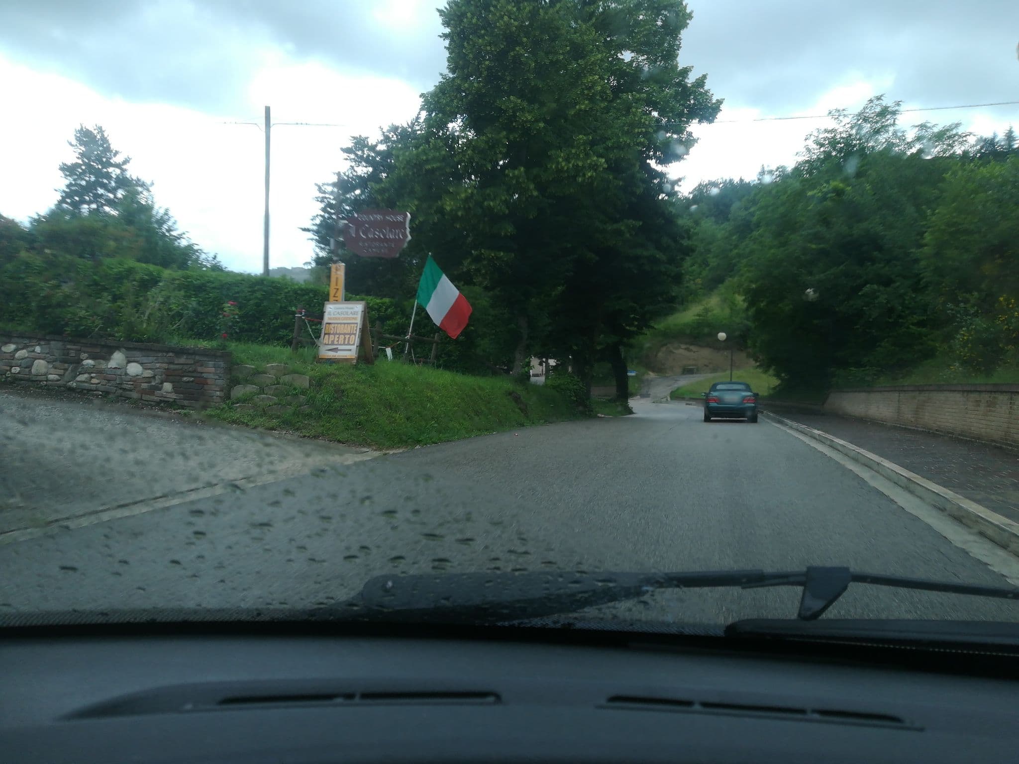 Street view near Country House Il casolare, Amandola — © jeawrong (CC BY-SA · Mapillary)
