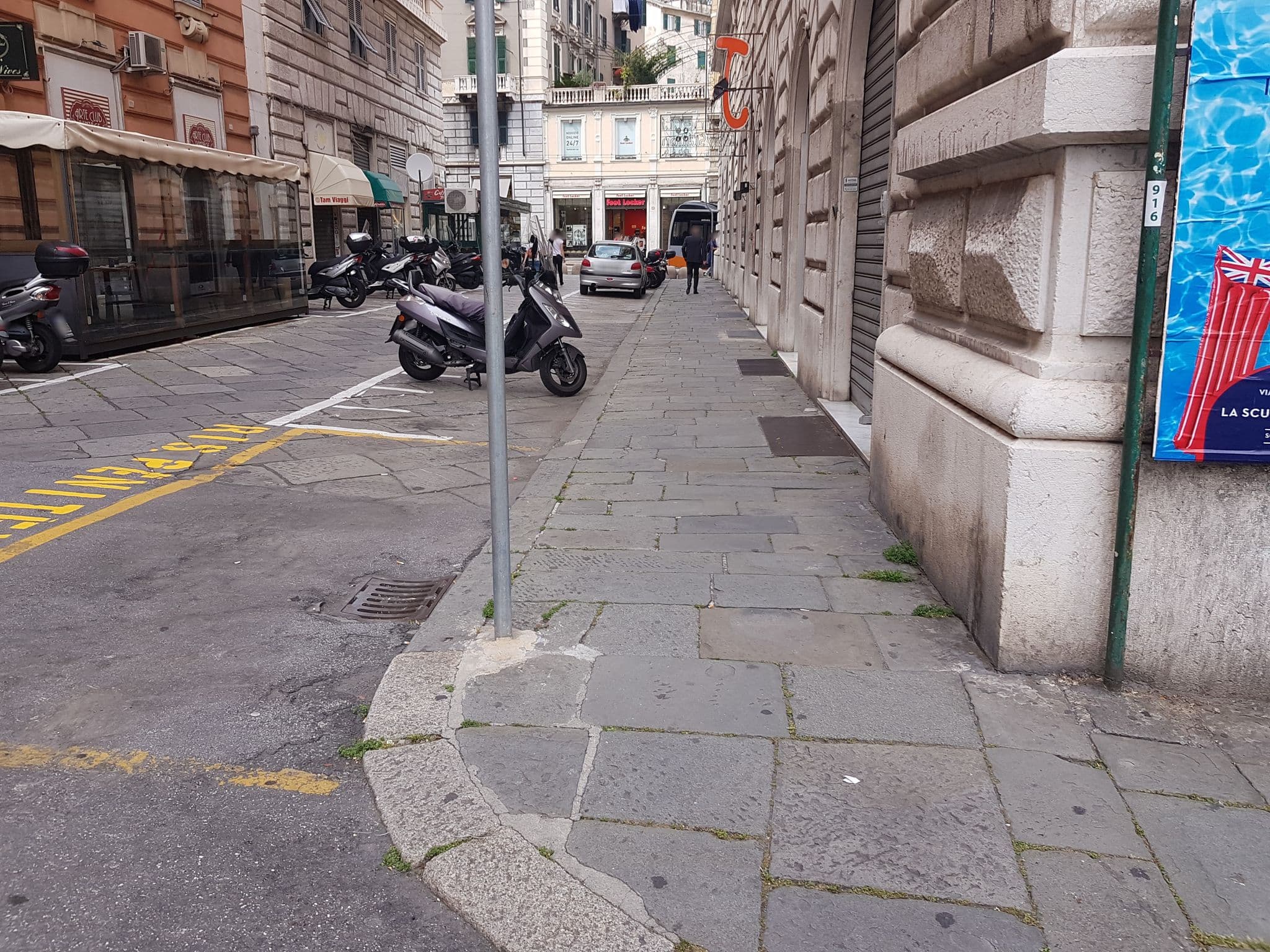Street view near Hotel Youri il magnifico, Genoa