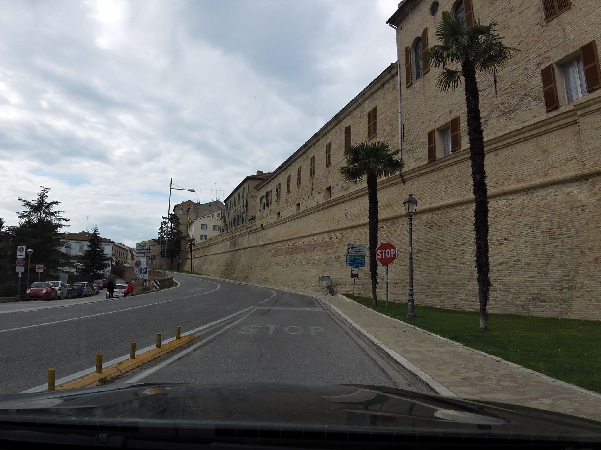 Street view near Pensione Piemonte, Loreto — © czmrtn (CC BY-SA · Mapillary)